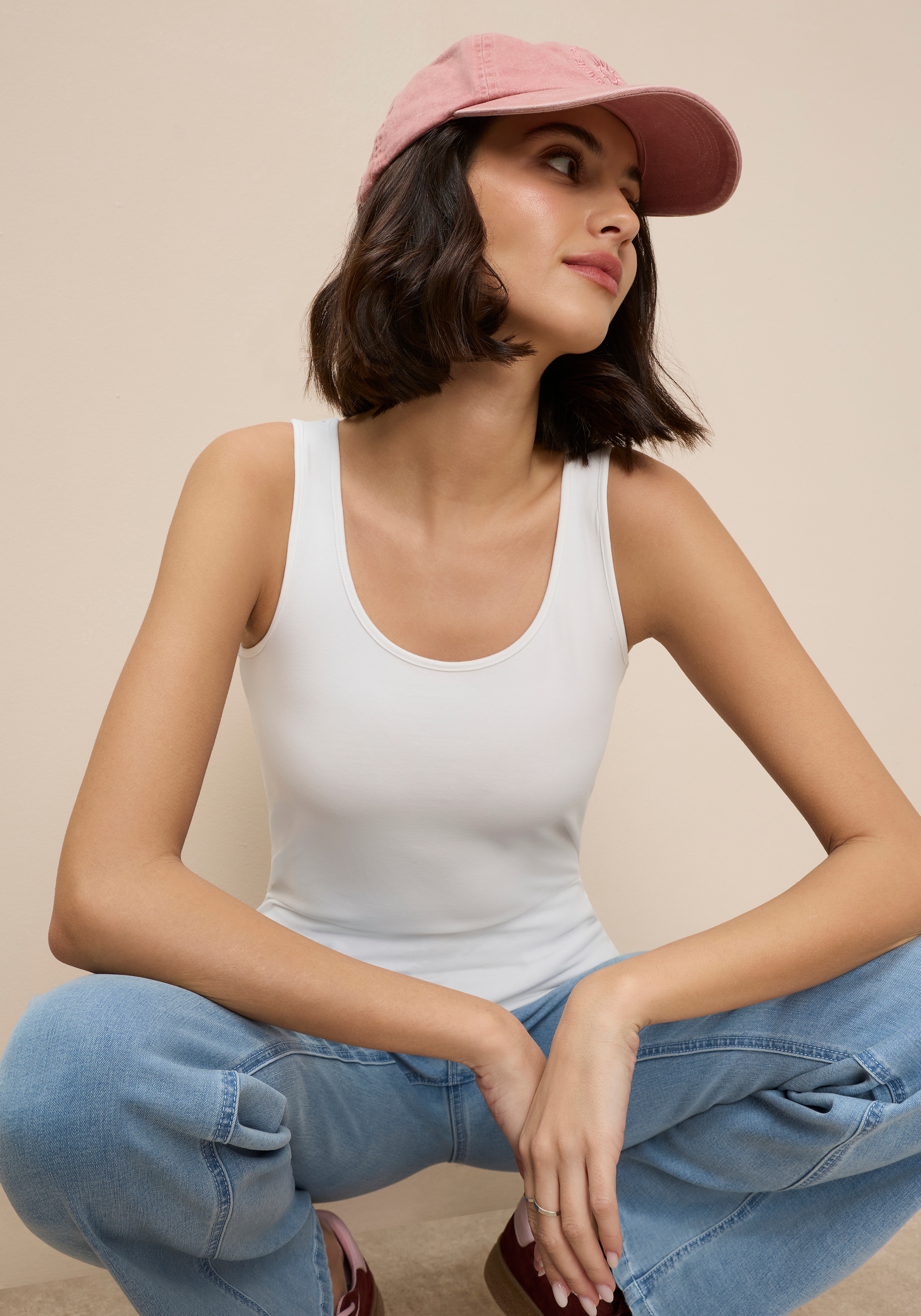 Tamaris Tanktop 2er-Pack,  figurbetonte Passform, unifarben, hüftbedeckende Länge