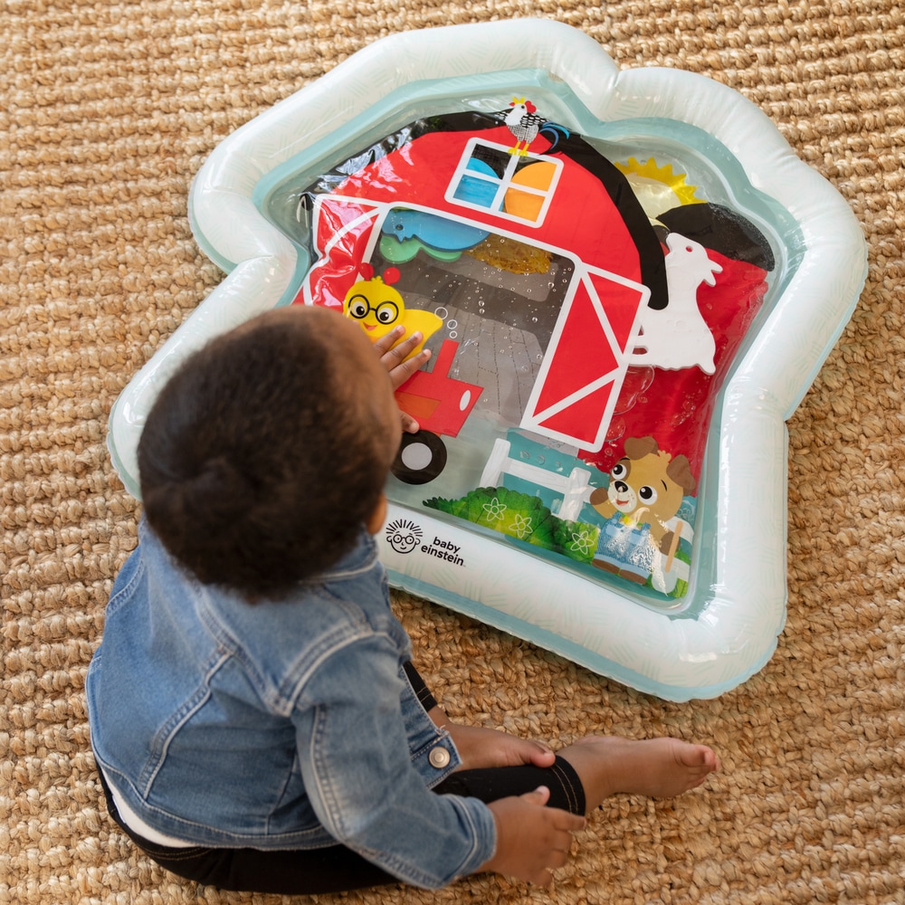 Baby Einstein »Farm Explorers Cal's Sensory Barn« mit Wasser befüllbar