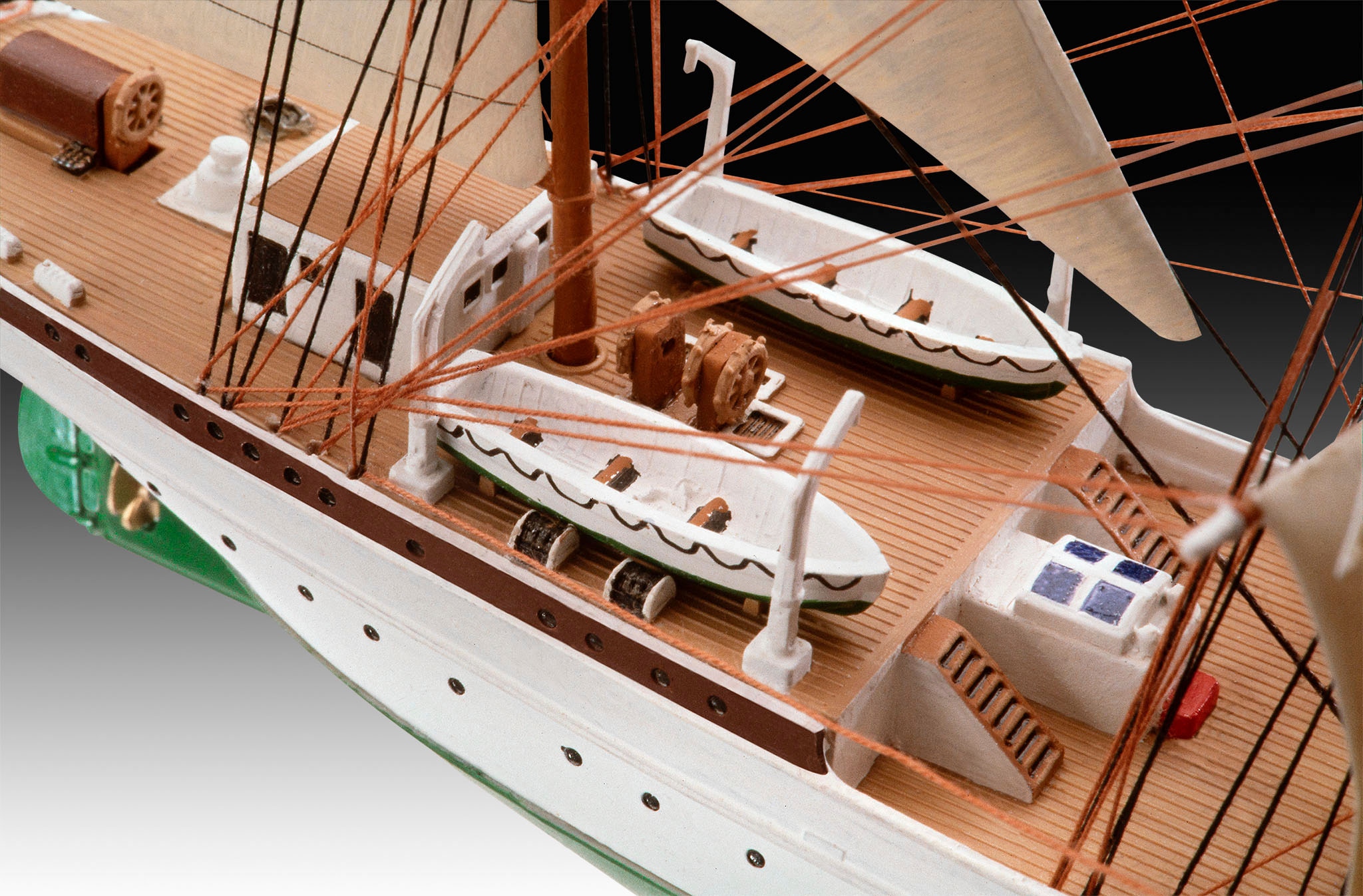 Revell® Modellbausatz »Segelschiff Gorch Fock«, 1:350
