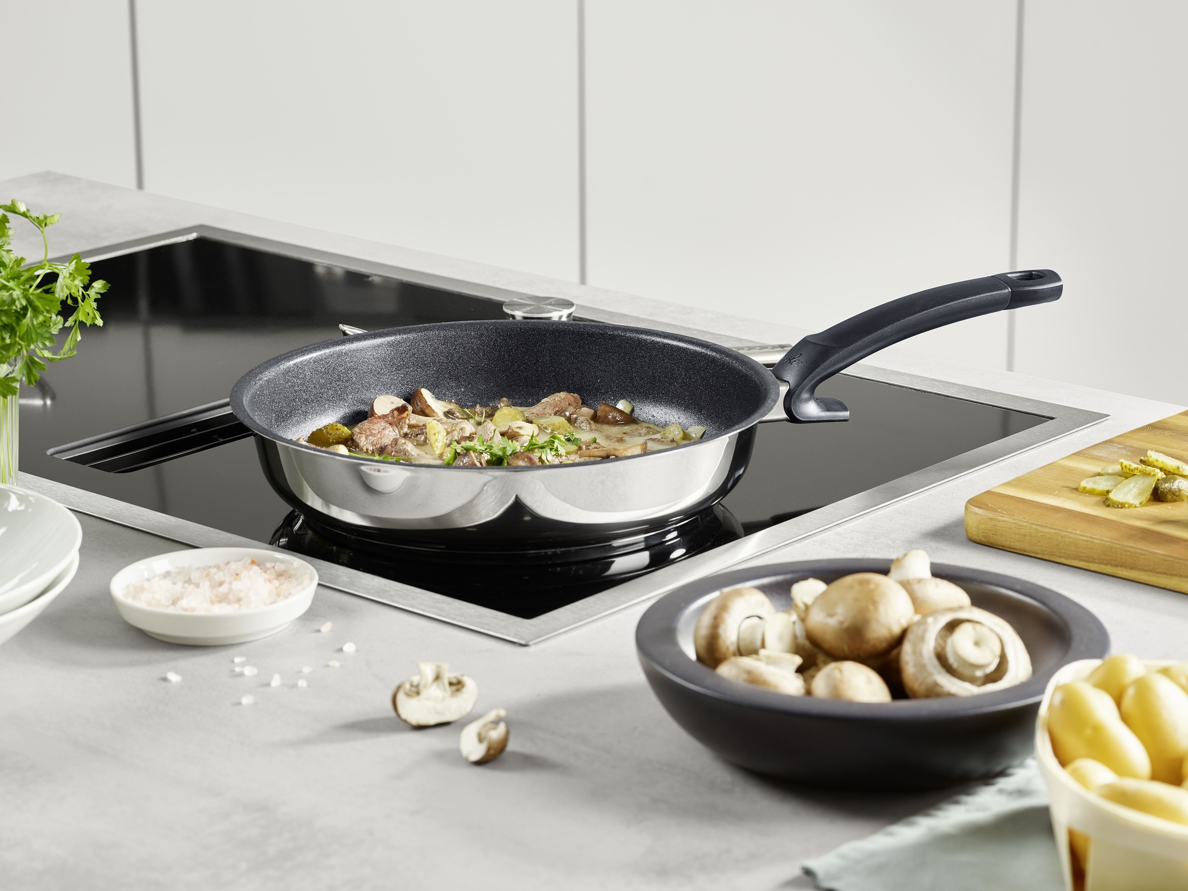 Fissler Bratpfanne »Adamant® Premium«, Edelstahl 18/10, (1 tlg.), Made in G günstig online kaufen