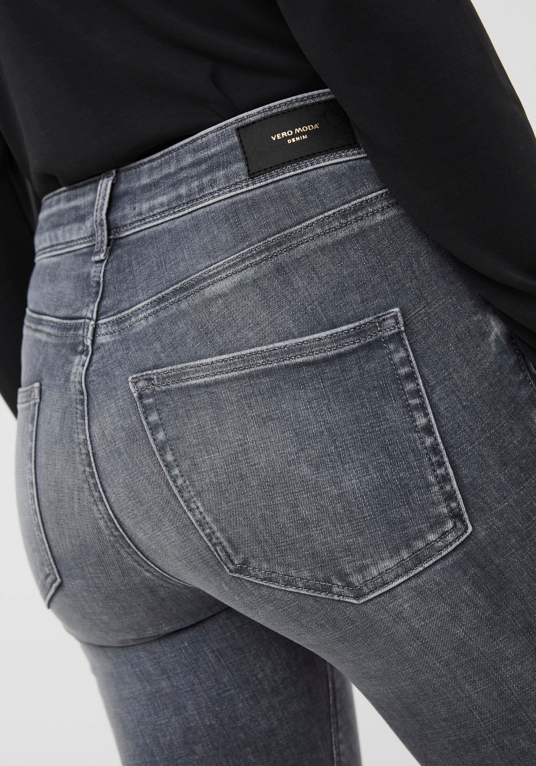 Vero Moda Skinny-fit-Jeans »VMLUX MR SLIM JEANS«
