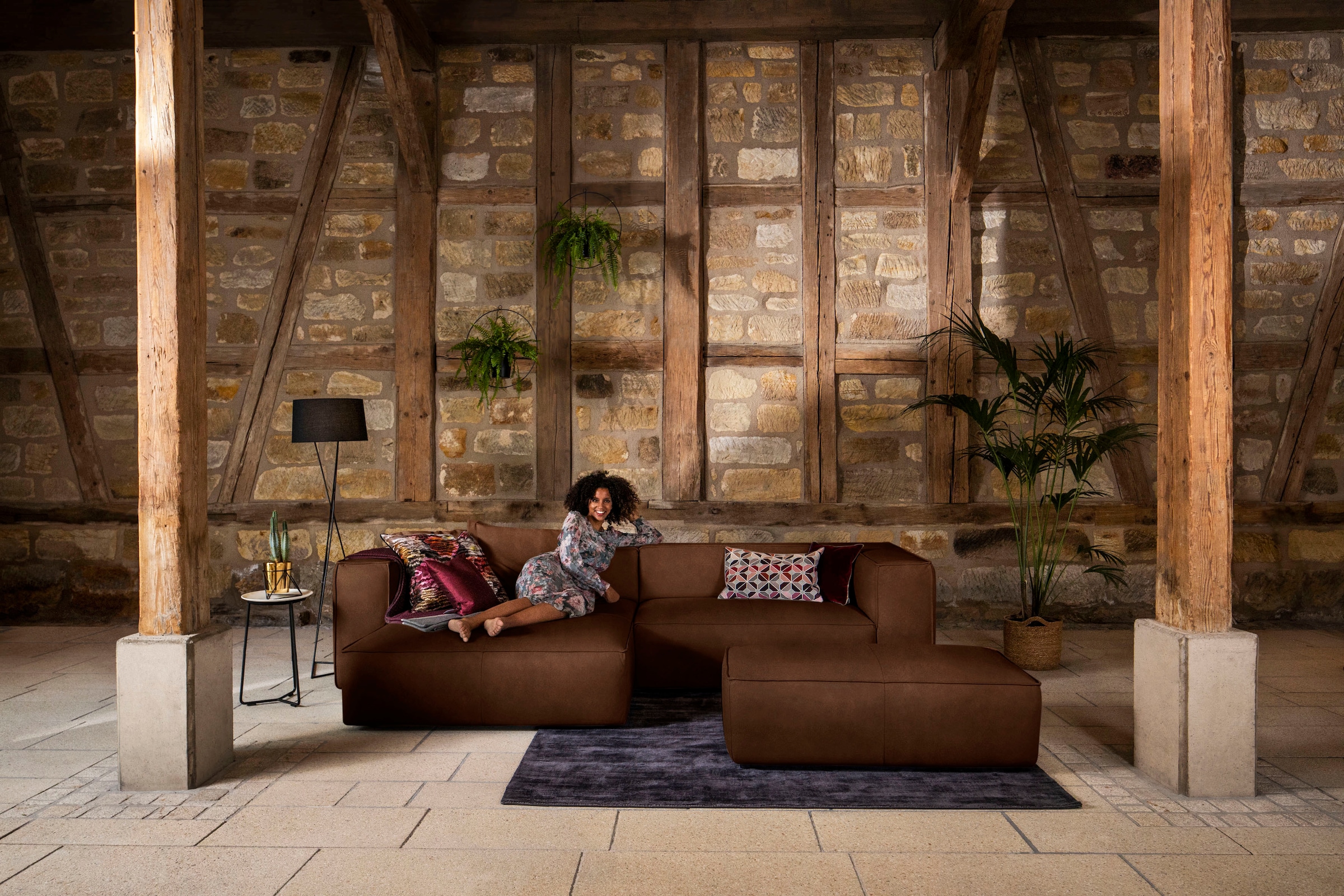 W.SCHILLIG Ecksofa »around-the-block« inklusive Hocker, mit eleganter Biese günstig online kaufen