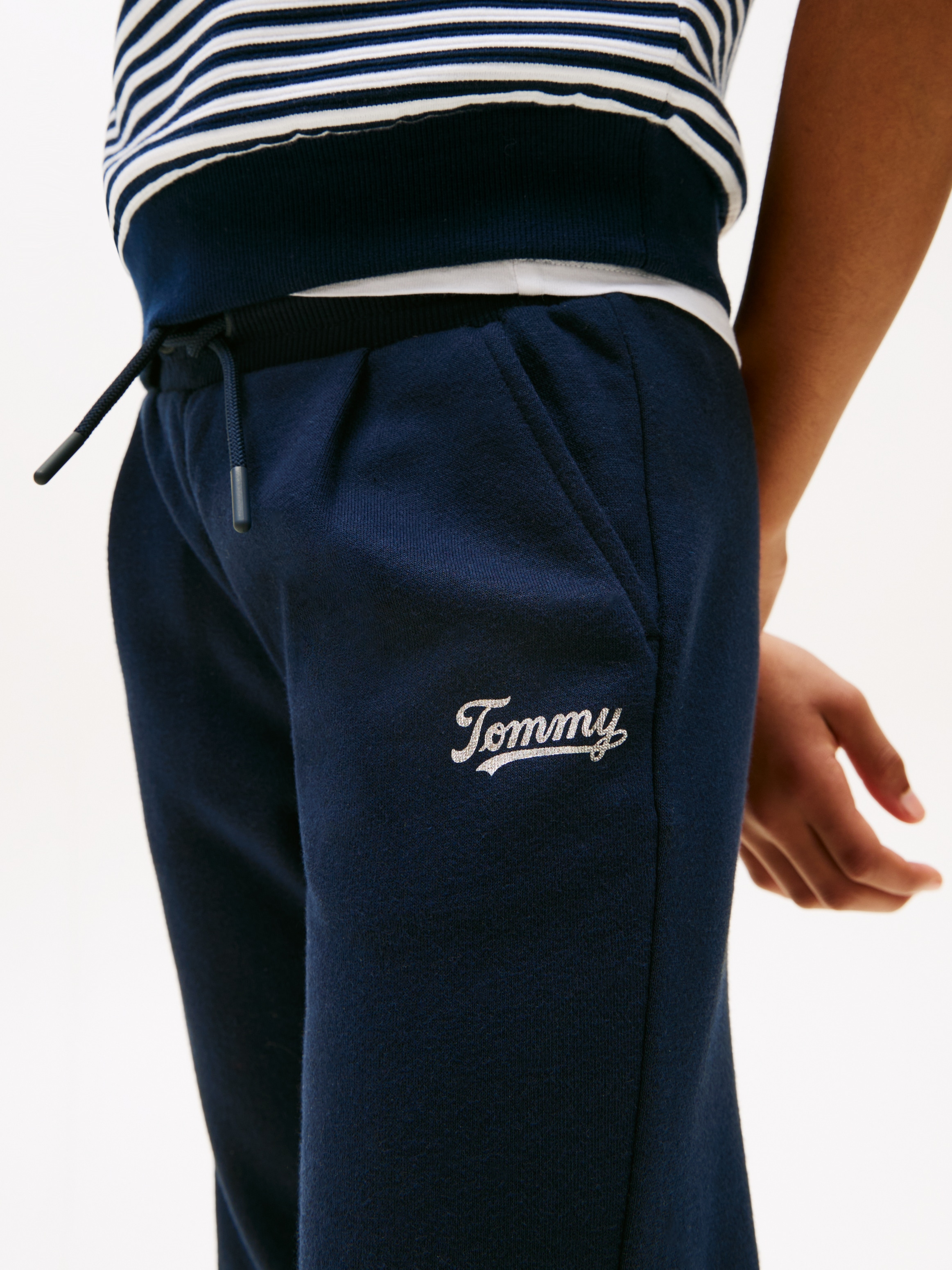 Tommy Hilfiger Sweathose »TOMMY SCRIPT SWEATPANT«, für Kinder bis 16 Jahre, mit Logo-Schriftzug