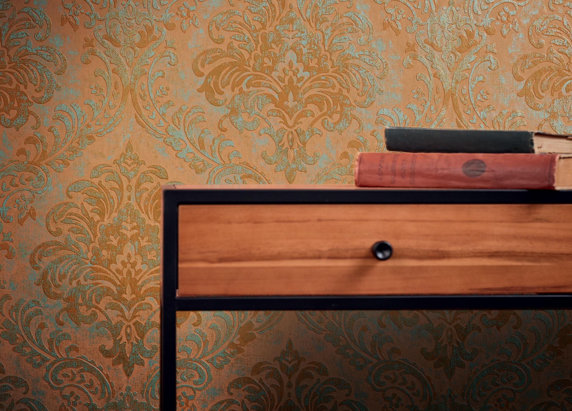 living walls Vliestapete »Metropolitan Stories. Travel Styles. Ornament-Tapete« Metall-Effekte | gemustert | metallic strukturiert Tapete Klassisch Elegant Barock Vintage-Optik Shabby Chic Tapeten Flur