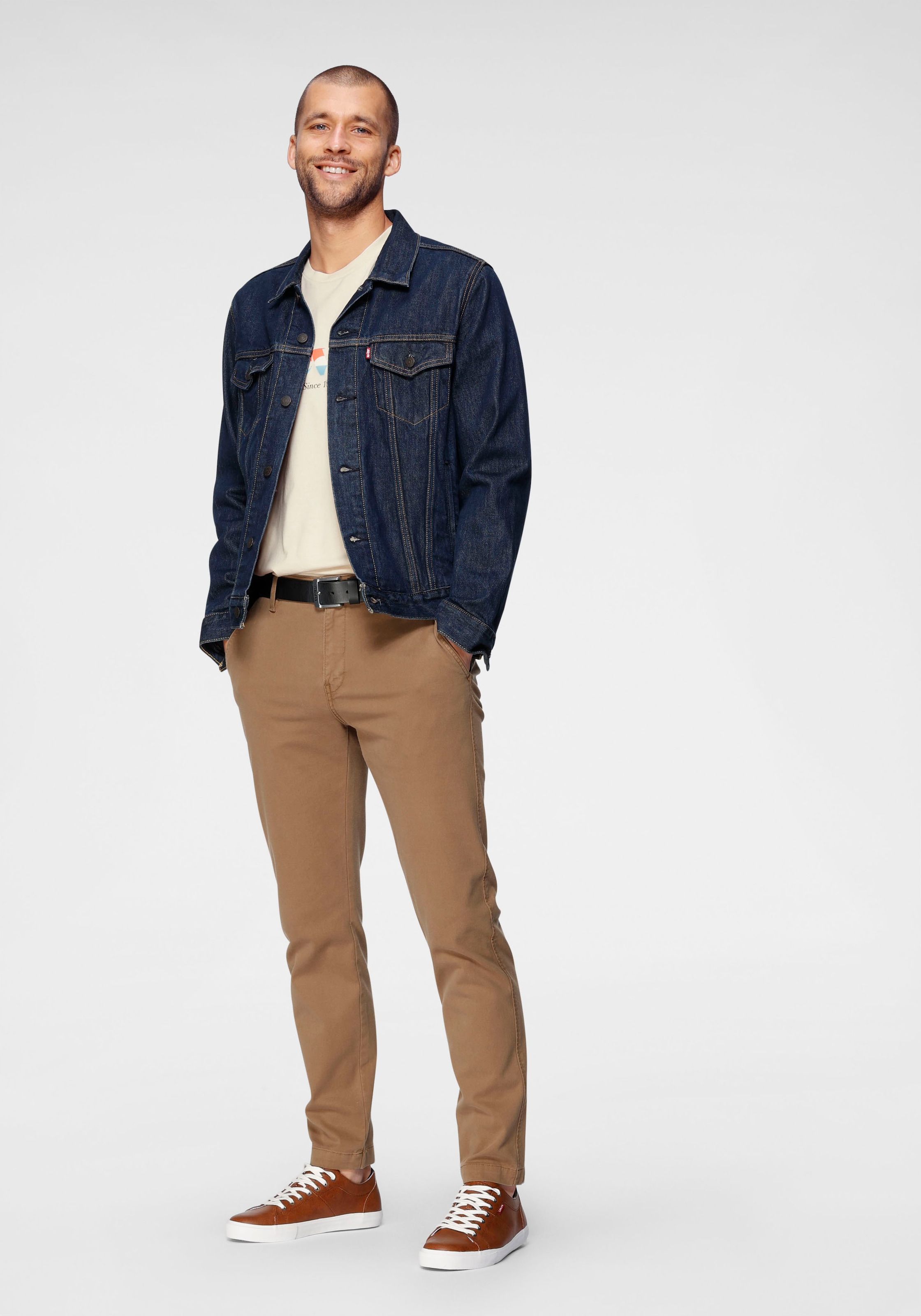 Levi's® Jeansjacke »VINTAGE FIT TRUCKER JKT«, ohne Kapuze, mit Knopfleiste