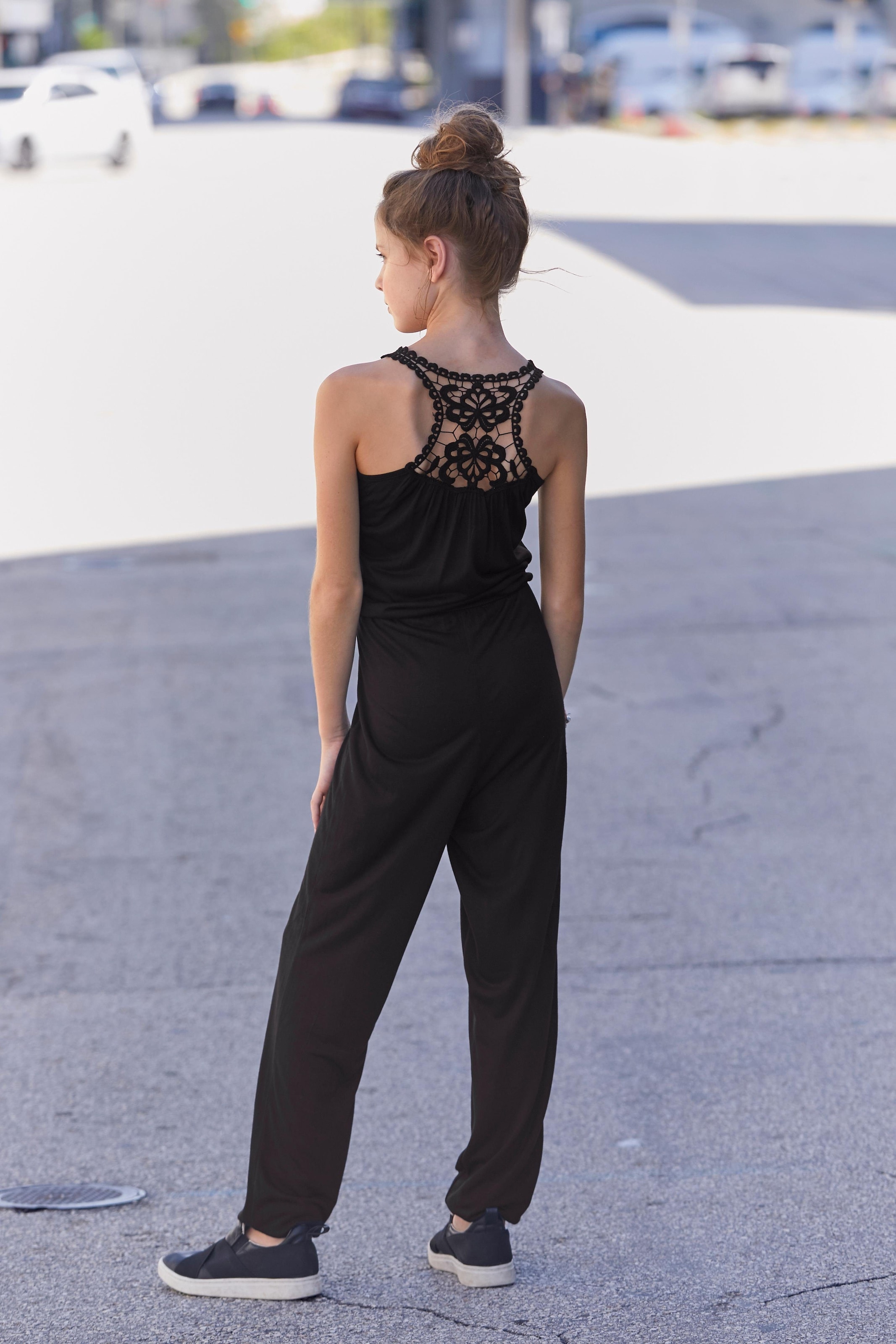 Overall »Jumpsuit«, mit Spitzeneinsatz im Rücken