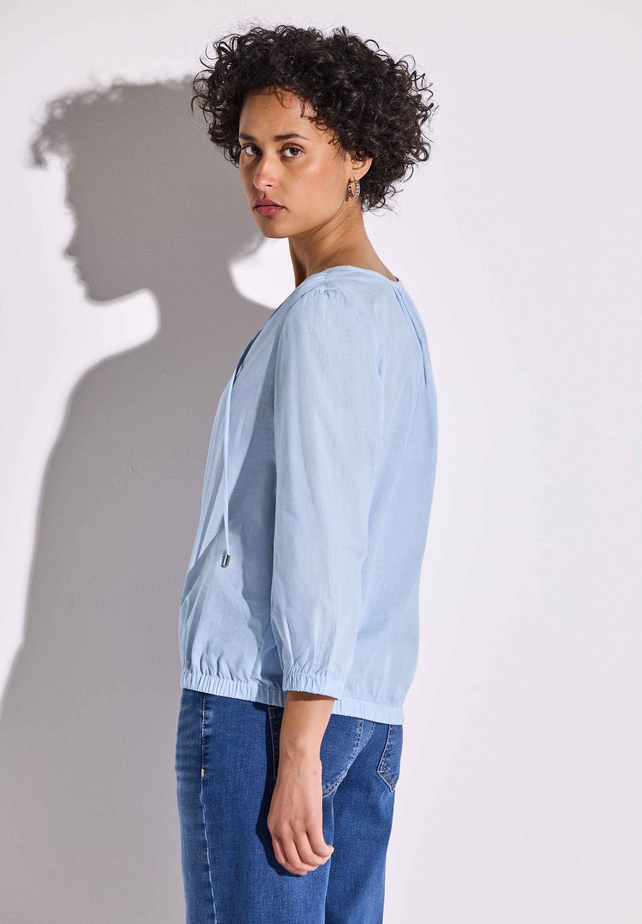 STREET ONE Shirtbluse, mit geschlitztem Ausschnitt mit Bändern