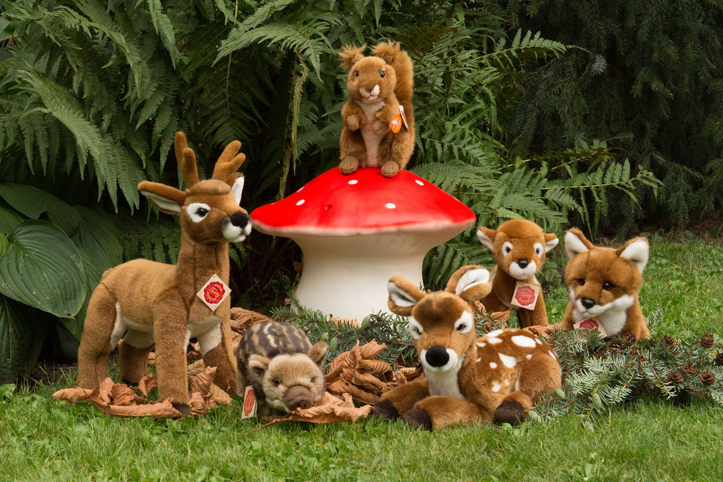 Teddy Hermann® Kuscheltier »Fuchs sitzend rotbraun, 20 cm« zum Teil aus recyceltem Material