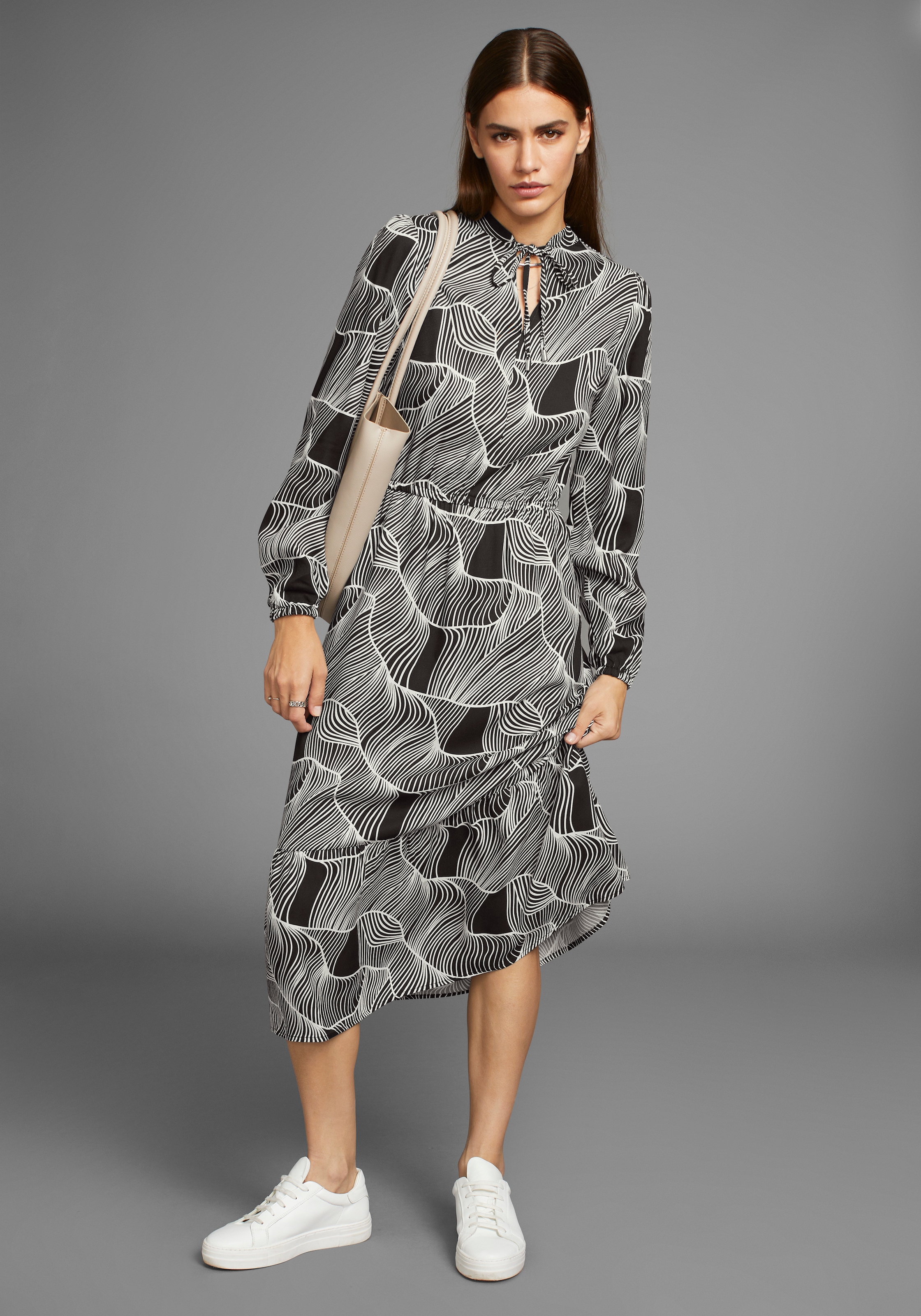 HECHTER PARIS Midikleid Außentasche mit modischen Print