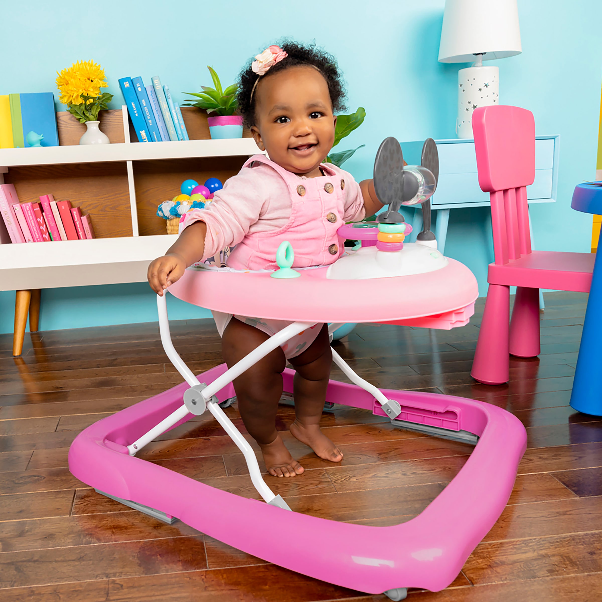 Bright Starts Lauflernhilfe »MINNIE MOUSE Tiny Trek™ Walker, Forever Besties™, 2-in-1 Walker«, mit Licht und Sound