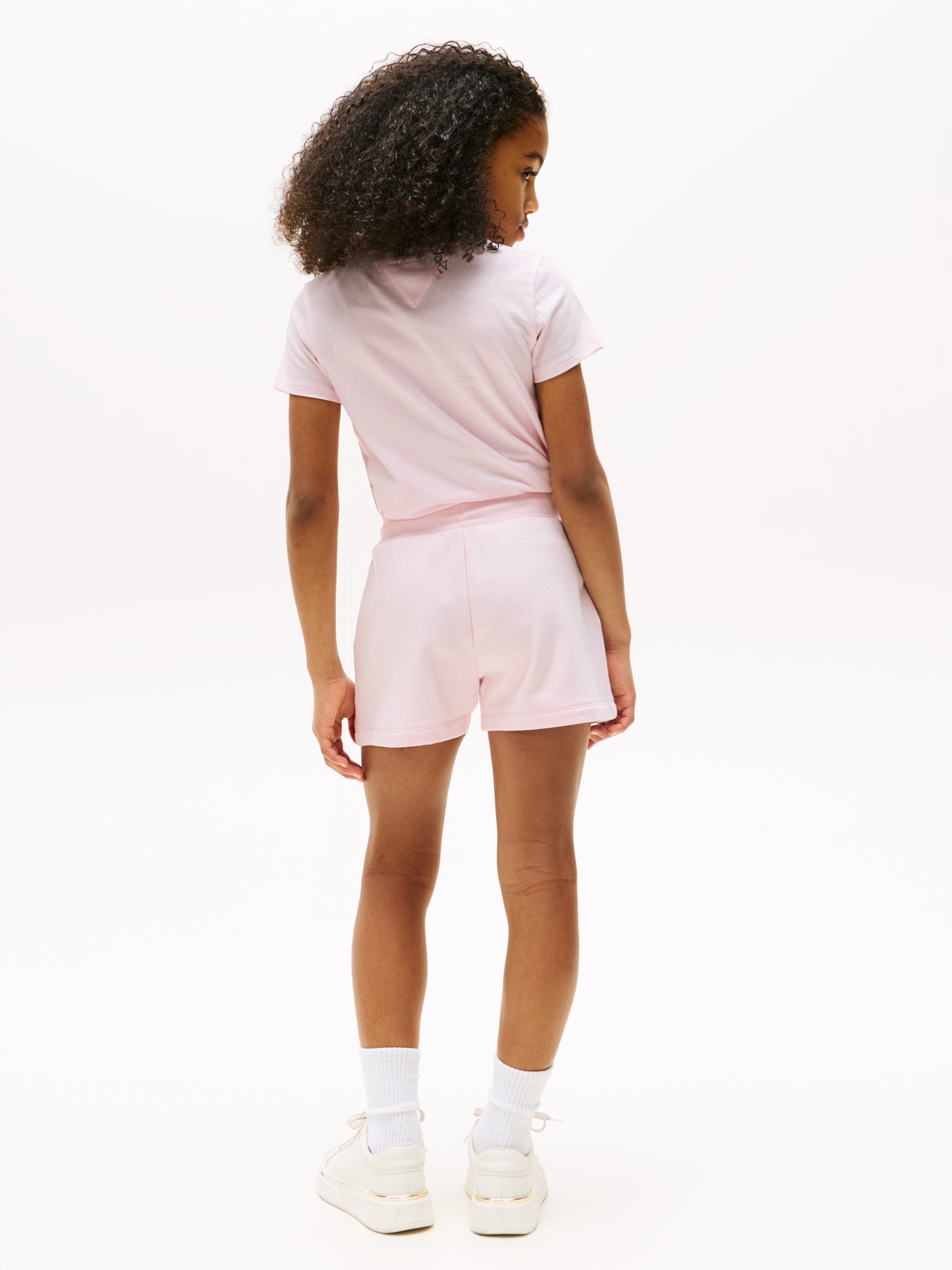 Tommy Hilfiger Sweatshorts »TOMMY SCRIPT SWEATSHORT«, für Kinder bis 16 Jahre, glänzender Logo-Schriftzug
