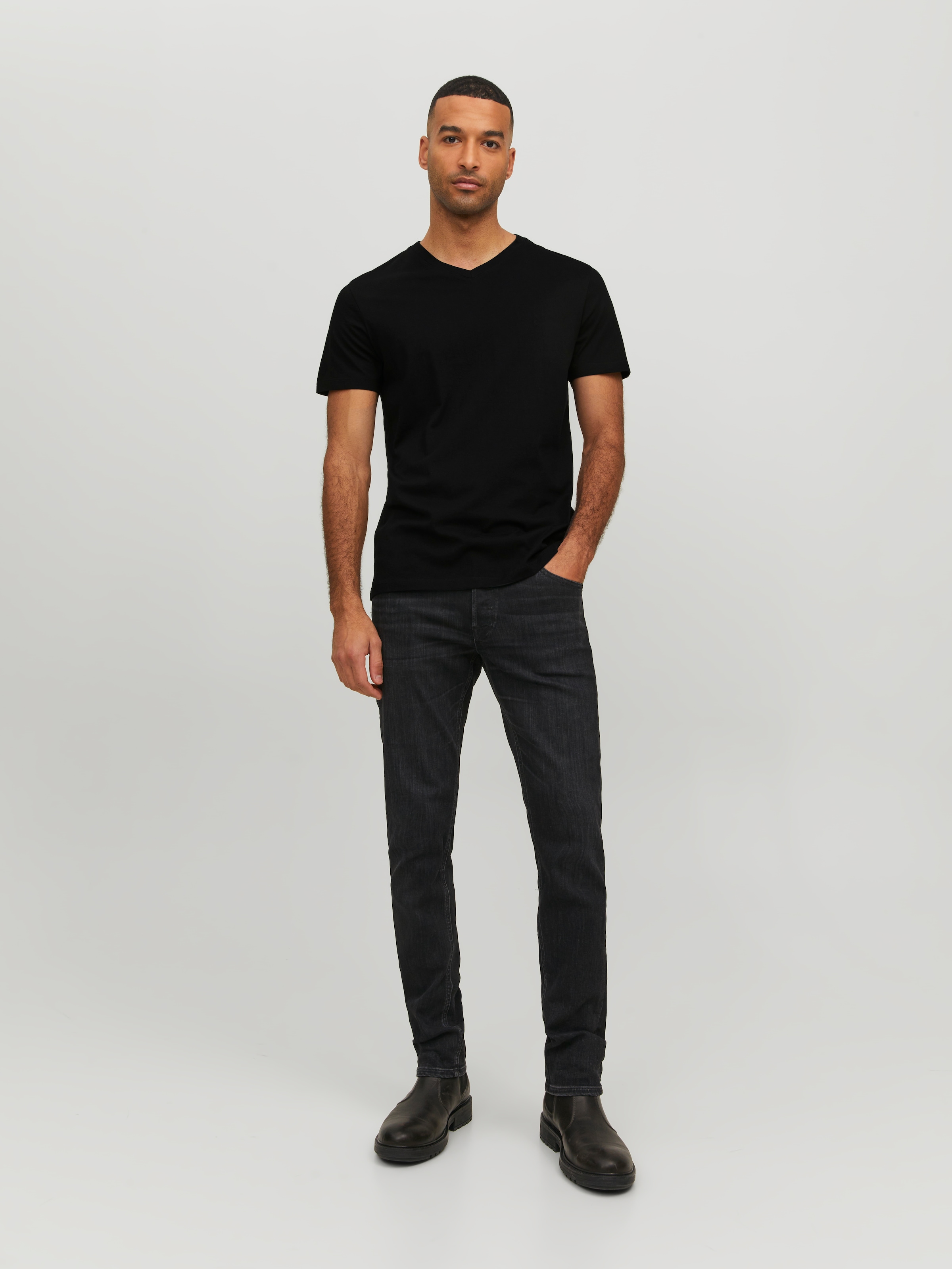 Jack & Jones V-Shirt »JJEORGANIC mit V-Ausschnitt, lässig kombinierbar, ideal für Alltag« unifarben, modisch, regular fit, Baumwolle, V-Ausschnitt