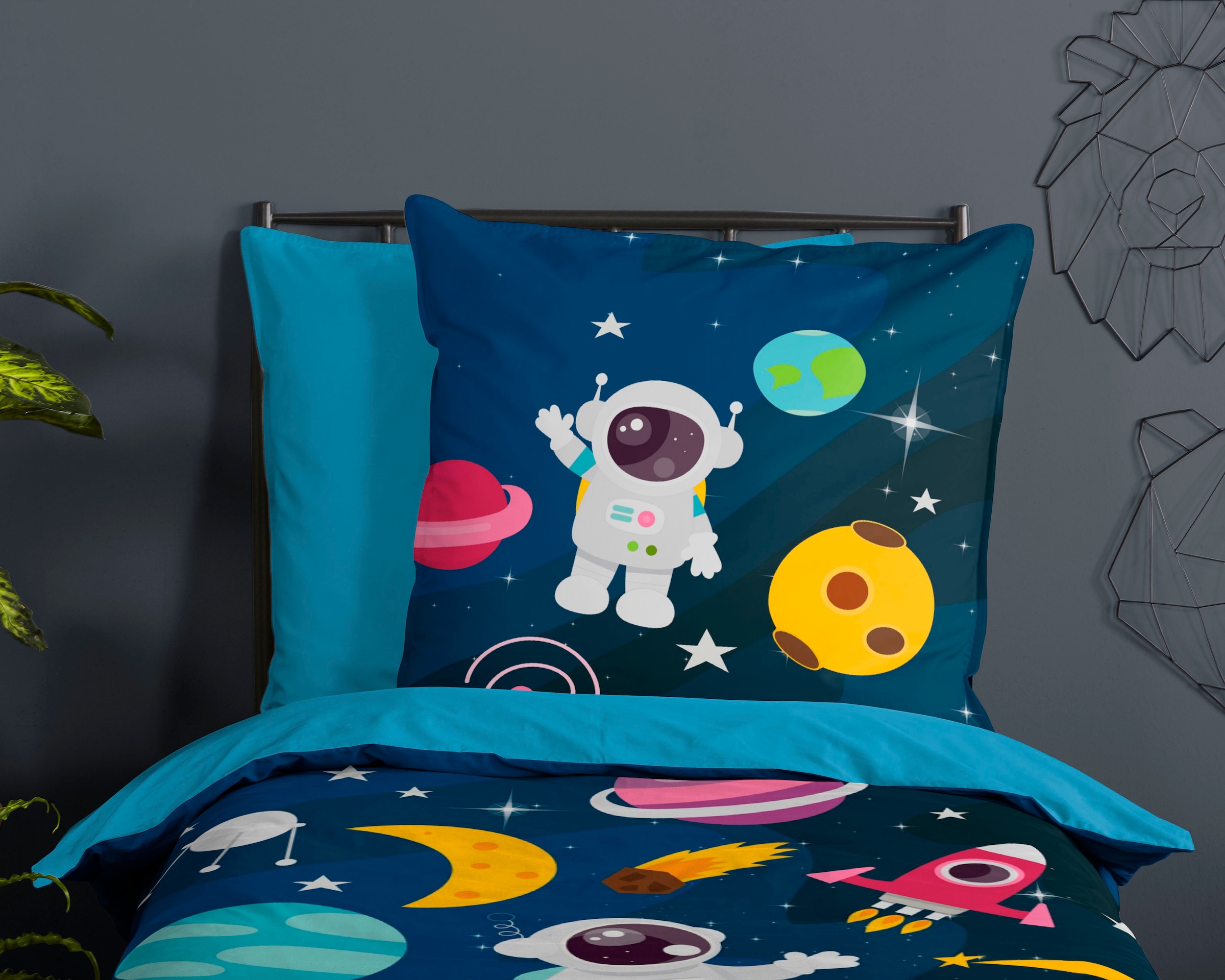 PURE luxury collection Kinderbettwäsche »Planets«, 135x200, Pflegeleicht, Reißverschluss, Wende, Kind Junge, Weltall Blau