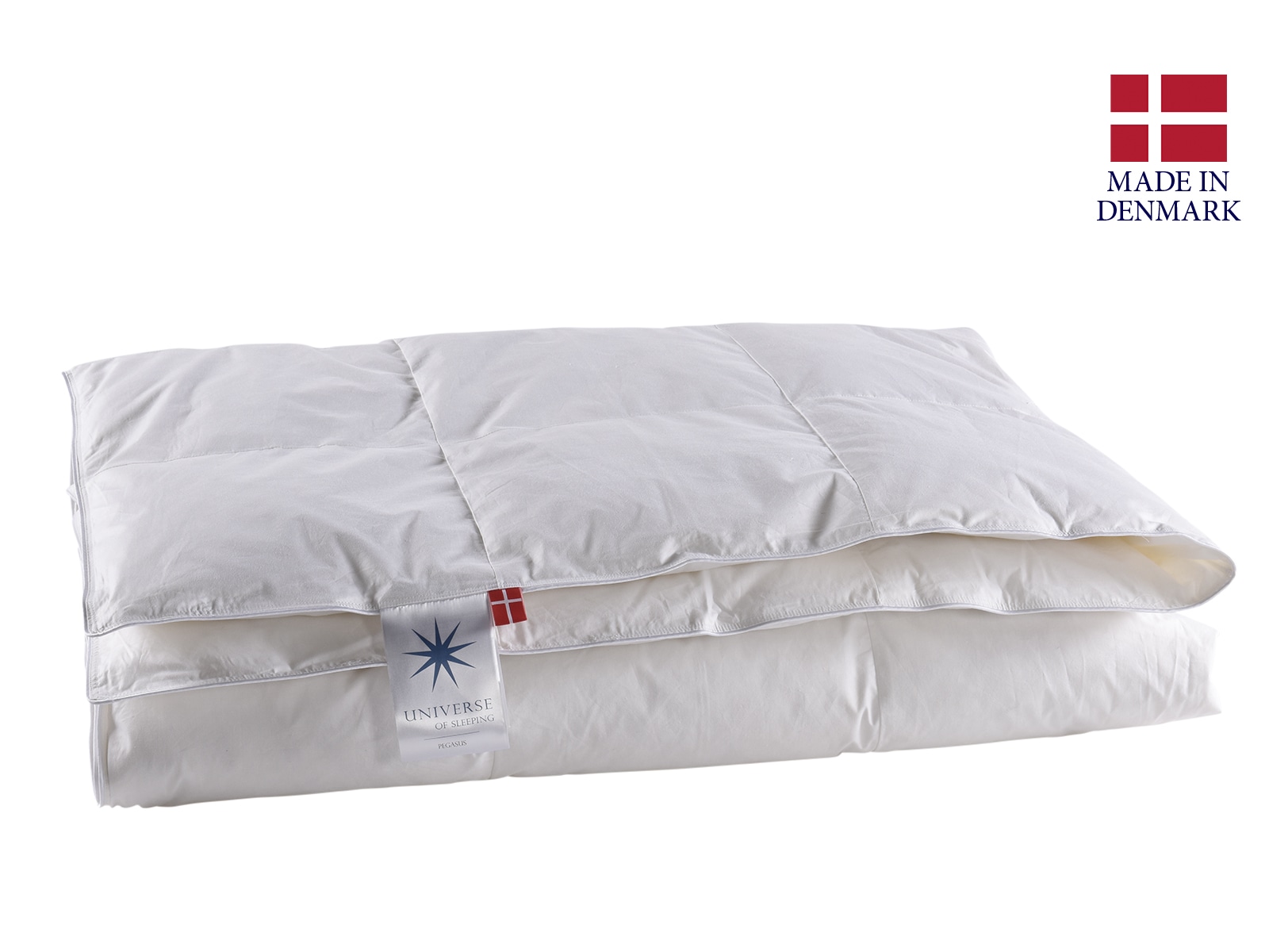 Universe of sleeping Kunstfaserbettdecke »Pegasus, pflegeleicht, Allergikergeeignet, 3 Wärmekl., Made in Denmark«, normal, Füllung Mischung aus 50% Polyesterfasern & 50% Europäische Feder-Daunenfüllung, (1 St.)