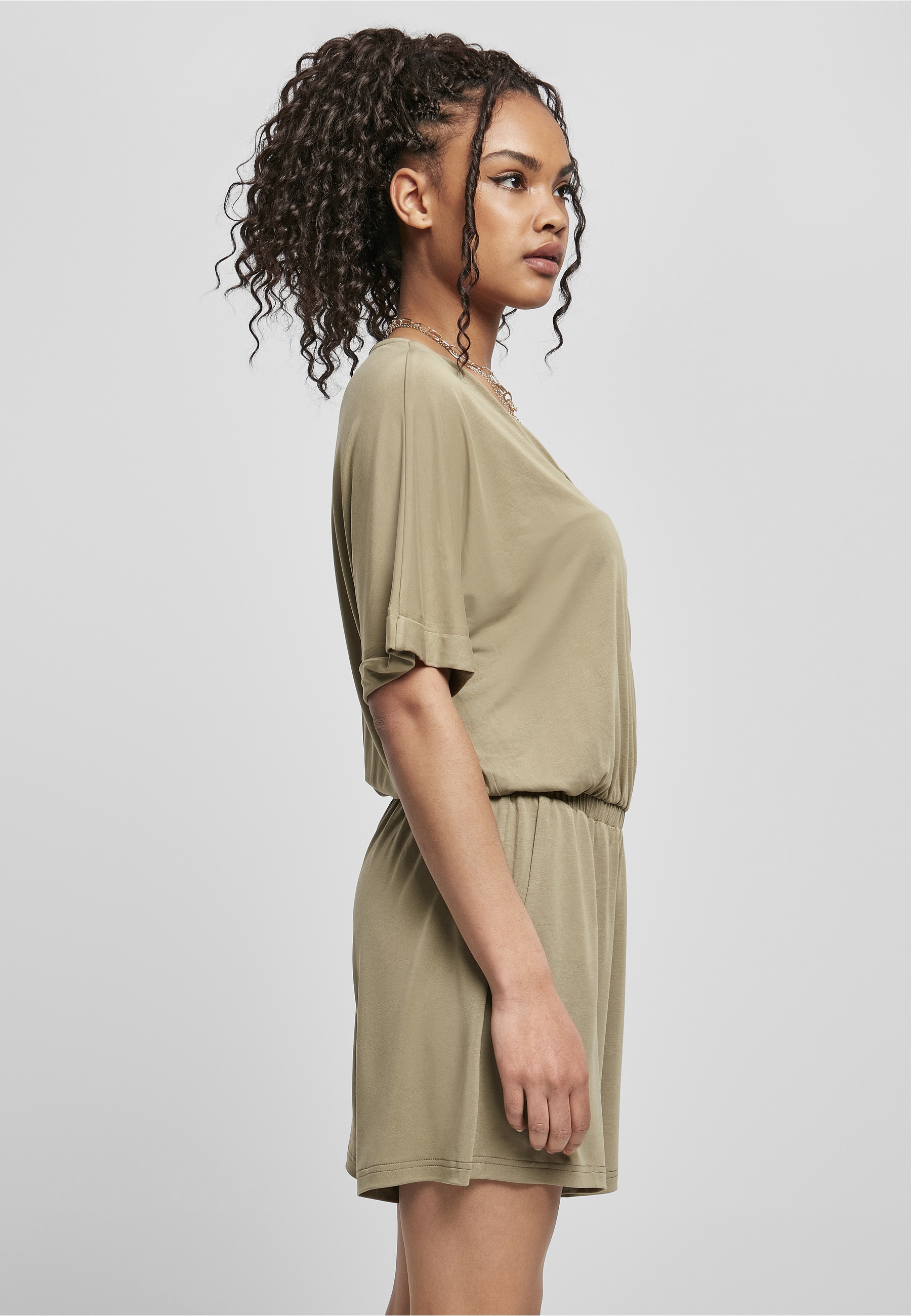 URBAN CLASSICS Jumpsuit »Urban Classics Damen Ladies Short Modal Jumpsuit« 1 Stk.