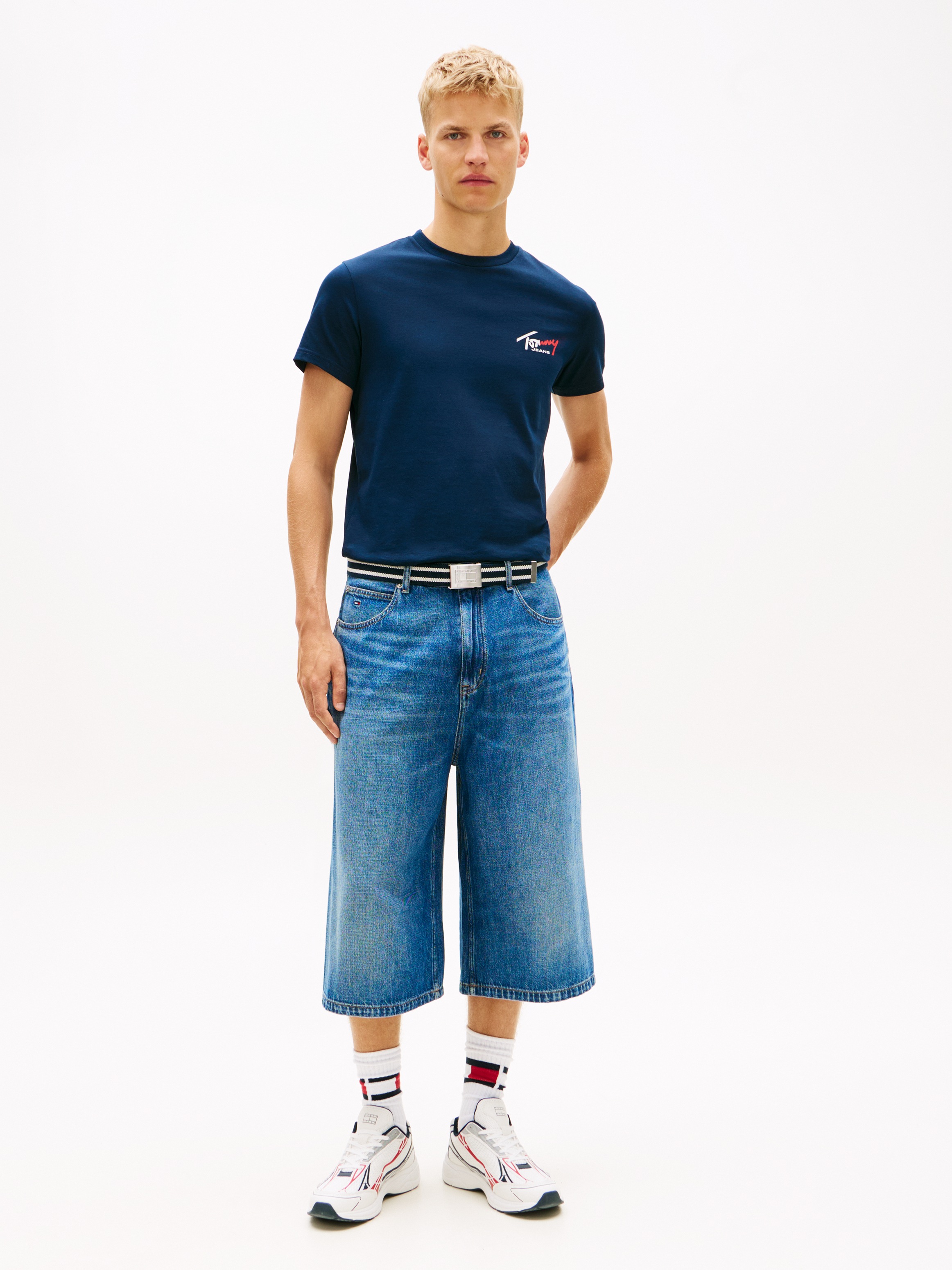 Tommy Jeans T-Shirt »TJM SLIM FIT SIGN CHEST« Slim fit mit Markenprint