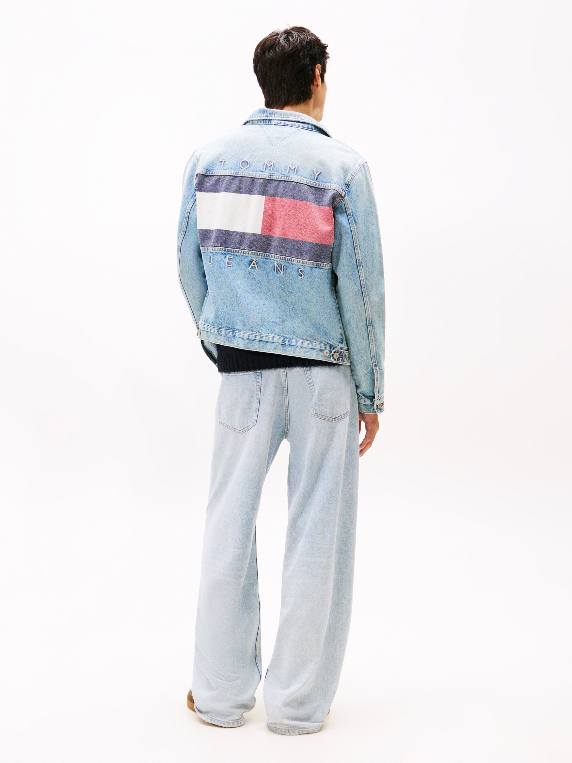 Tommy Jeans Jeansjacke »RYAN RGLR TRCKR RWB EXT CI6033«, ohne Kapuze, Mit Rundhalsausschnitt