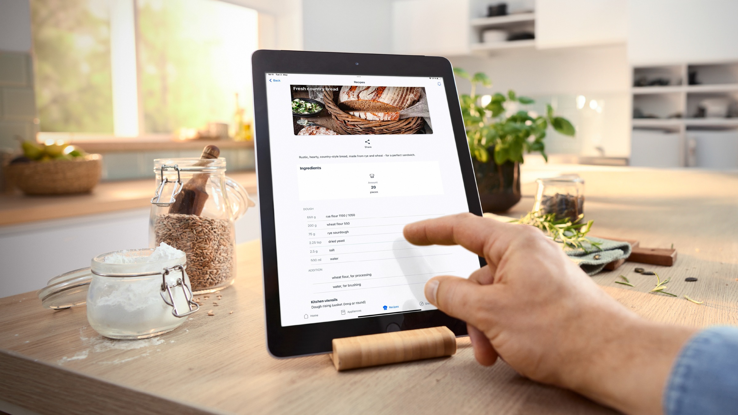 BOSCH Küchenmaschine »Serie 8, 9 Automatikprogramme, integrierte Waage, Timer, 6l Schüssel« Edelstahlschüssel, 3 Rührwerkzeuge spülmaschinenfest, 7 Stufen, 1800 W