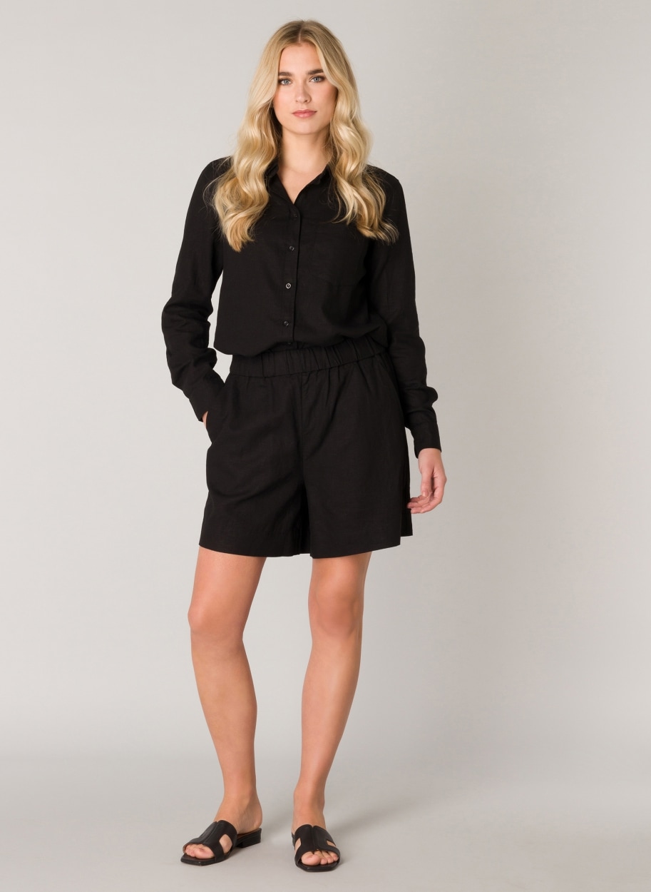 Base Level Shorts, Sommerhose im Leinenmix