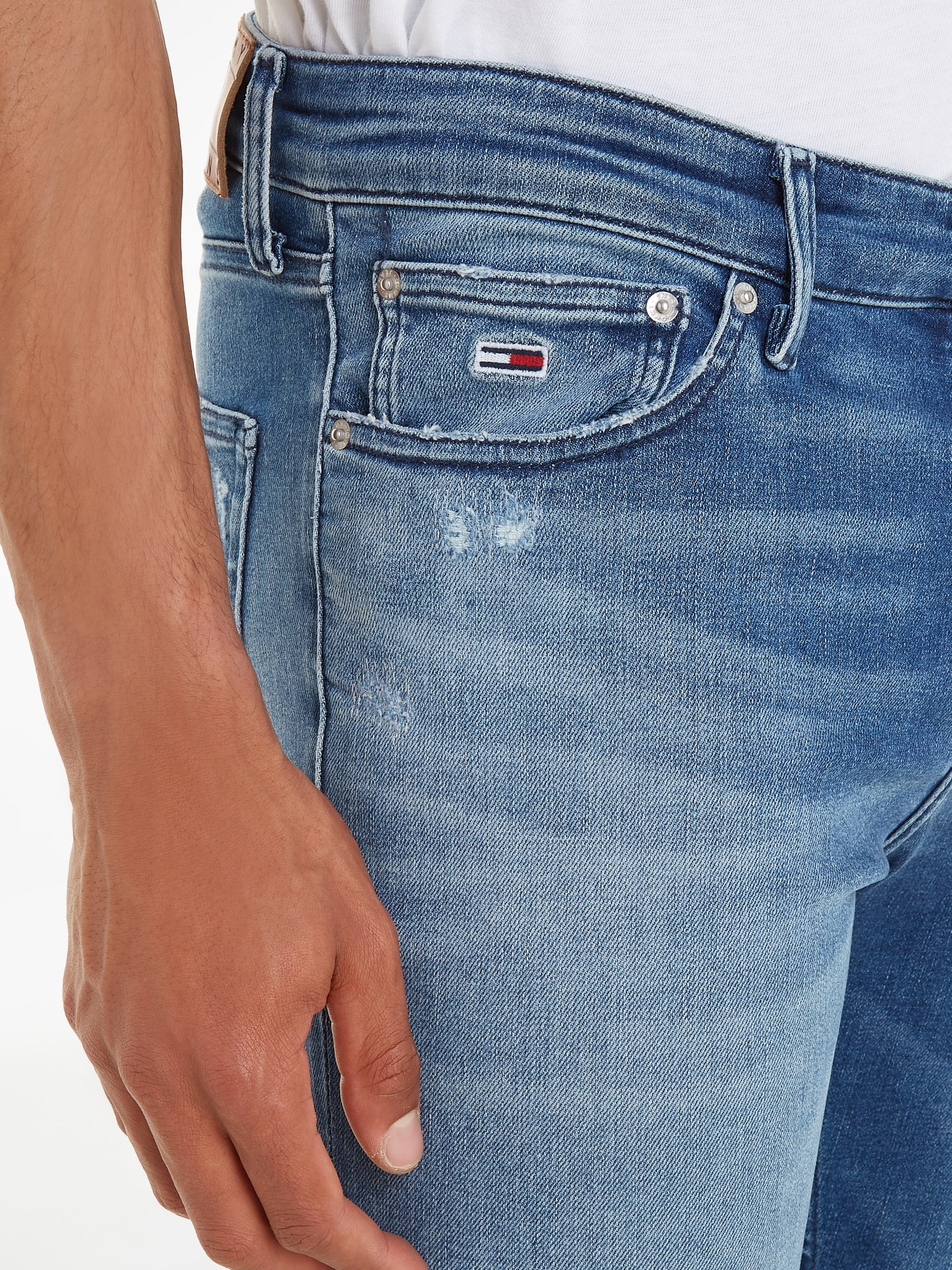 Tommy Jeans Slim-fit-Jeans »SCANTON SLIM«, mit Abrieb- und Destroyeddetails