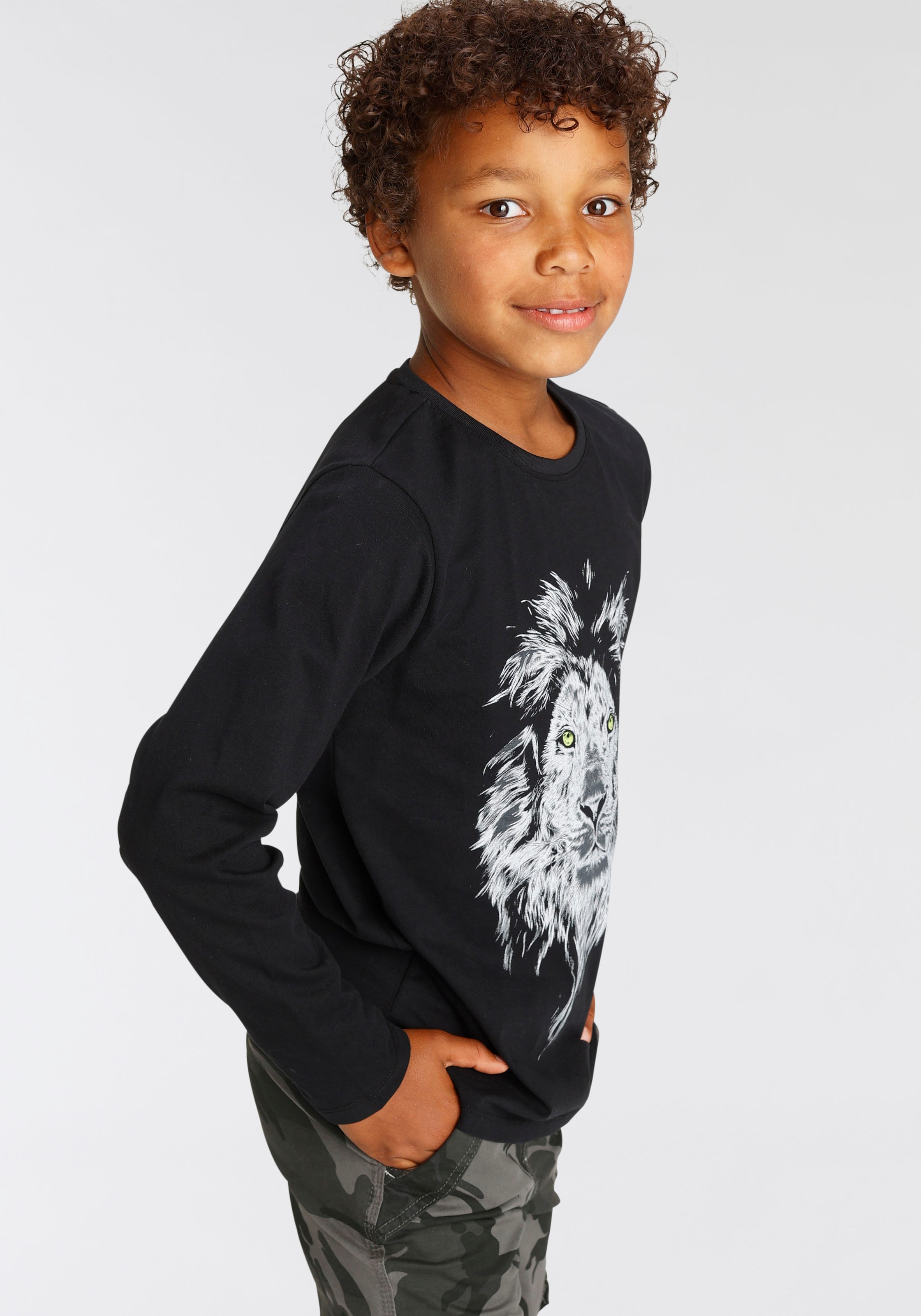 KIDSWORLD Langarmshirt »WHITE LION«, Langarm, Basic-Passform, mit modischem Druck, Rundhalsausschnitt