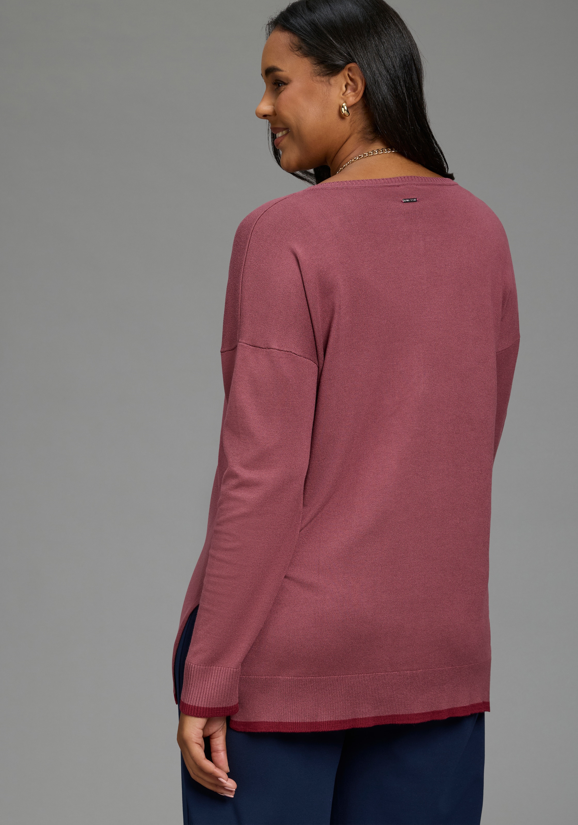 Laura Scott CURVE Strickpullover »Große Größen« aus Feinstrick, mit tiefem V-Ausschnitt, figurumspielende Passform