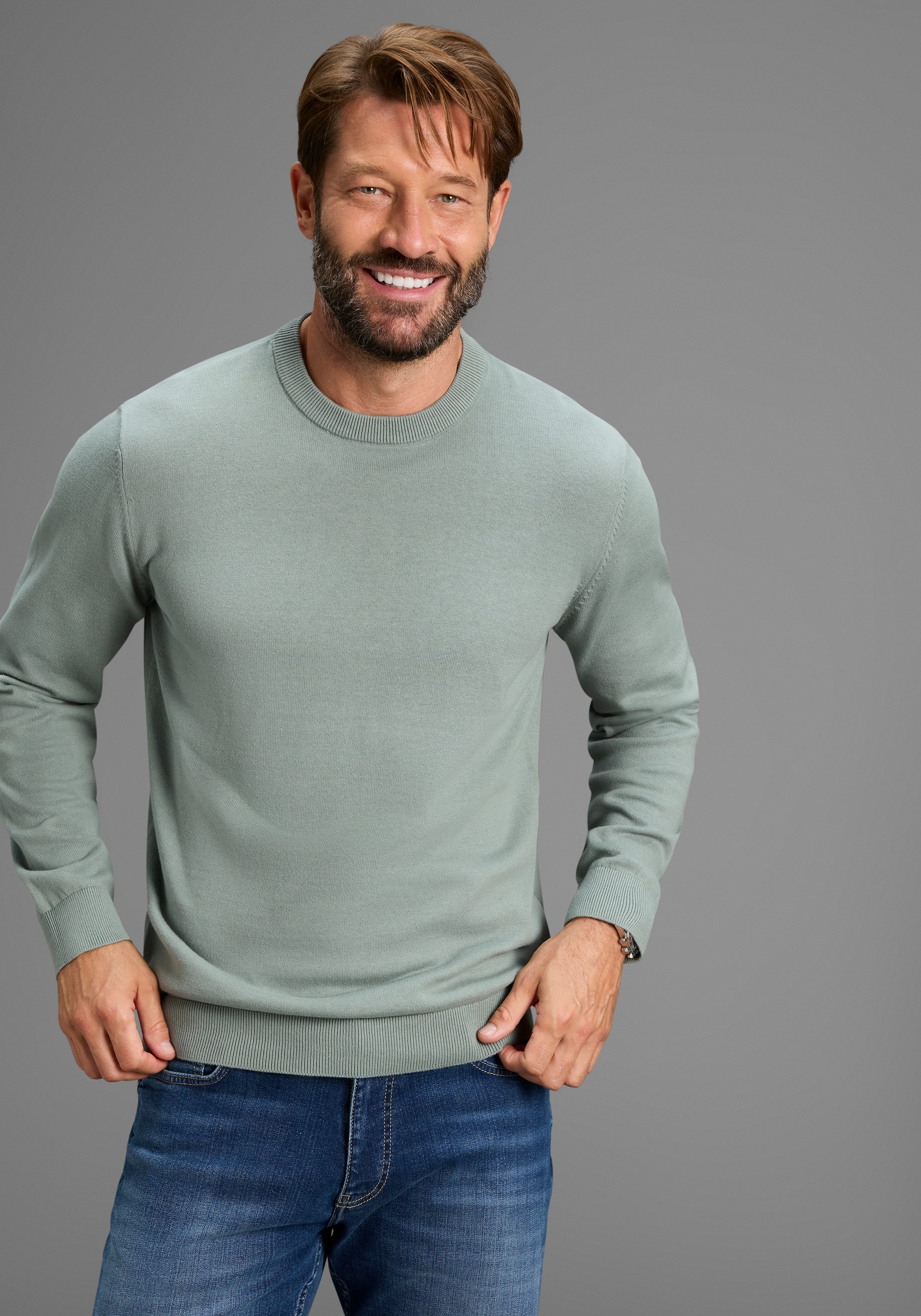 DELMAO Rundhalspullover »Neue Kollektion!« in Feinstrick , ideal für die Übergangszeit