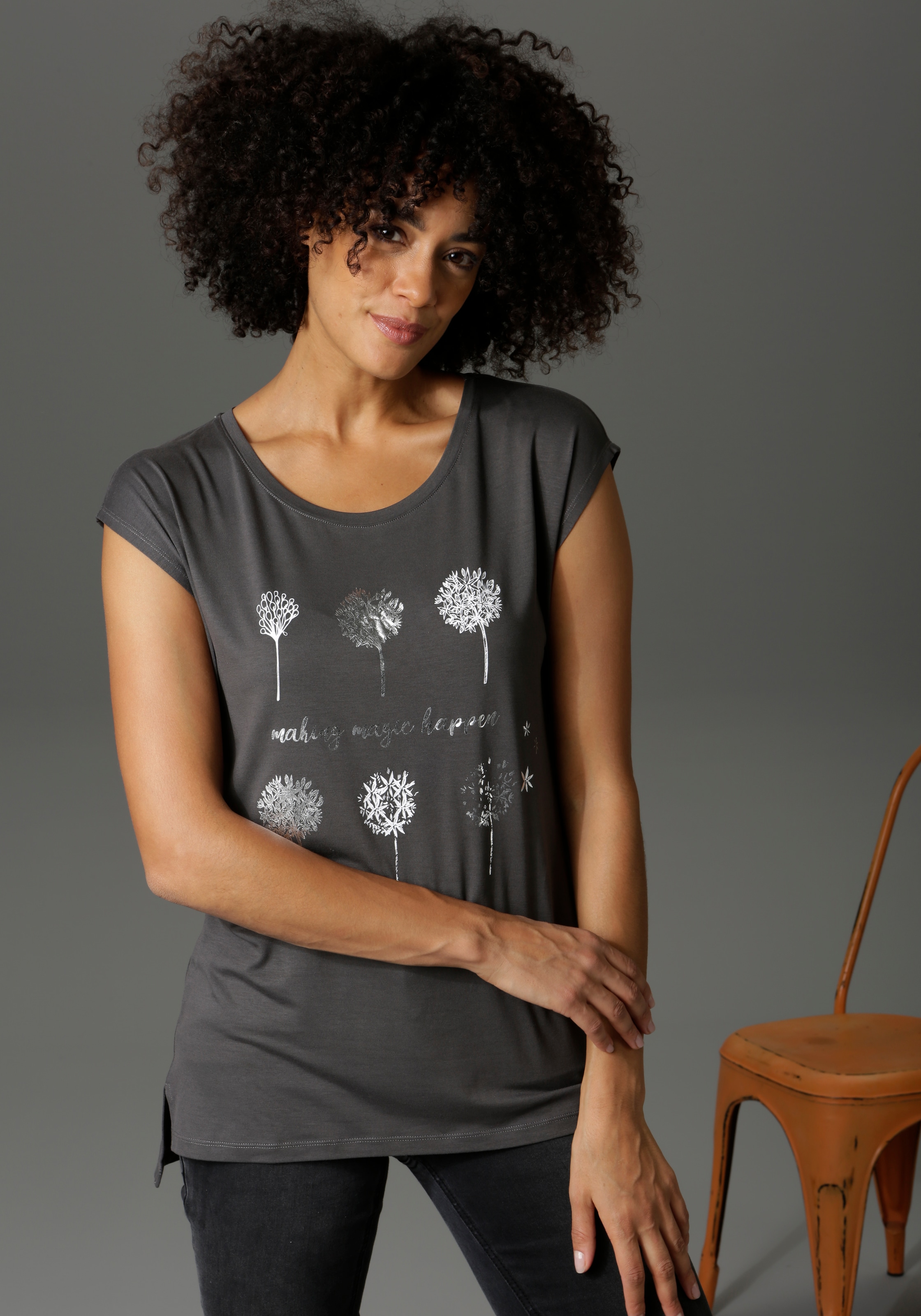 Frontdruck, T-Shirt, teilweise kaufen bequem CASUAL Folienprint mit glitzernder Aniston