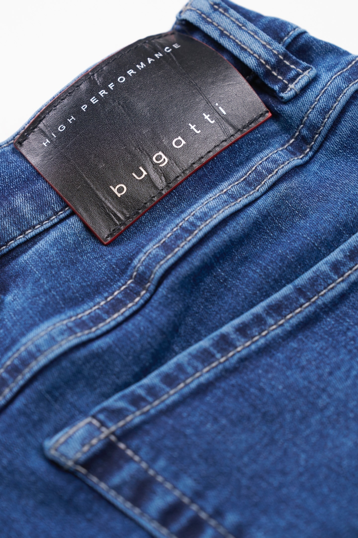bugatti 5-Pocket-Jeans, besonders bequem