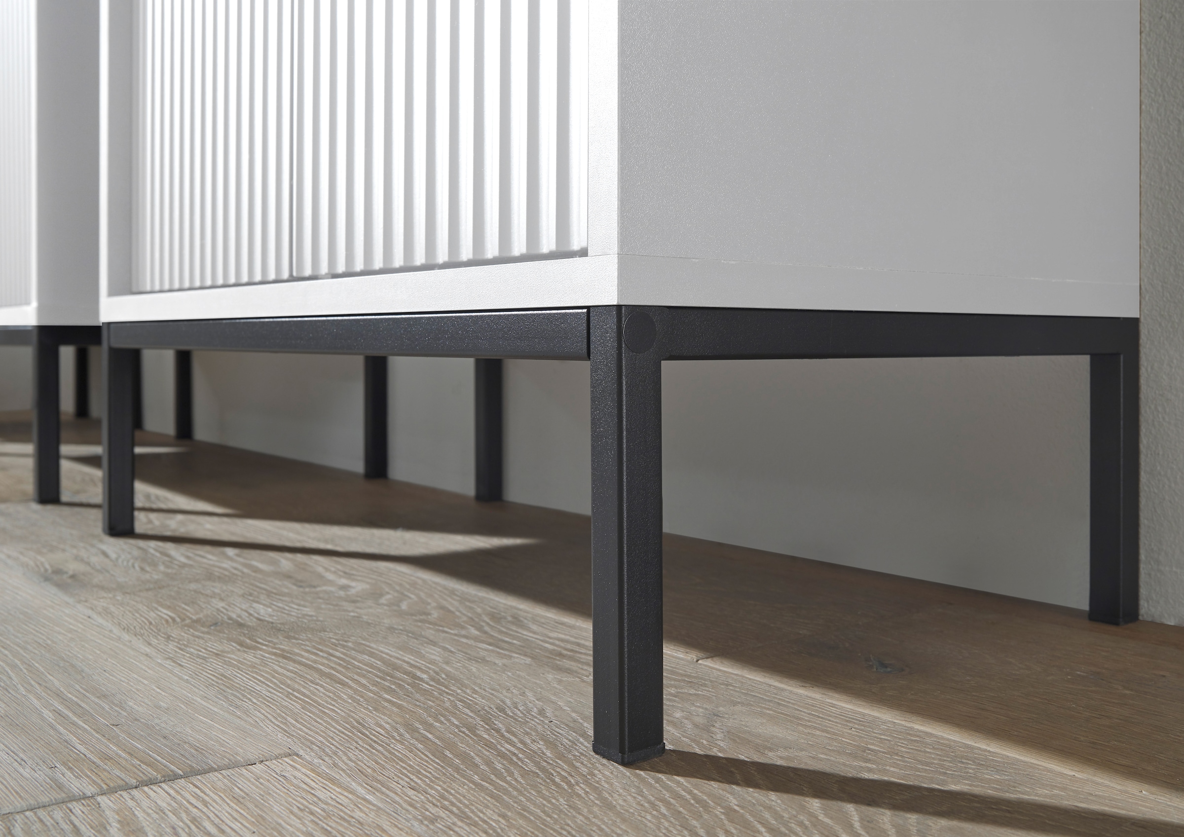 BASIC by Balculina Waschbeckenunterschrank »Lucera Waschbeckenunterschrank, Badezimmerschrank BxHxT 60x60x32«, (1 St.), Breite 60 cm, Tür L/R montierbar