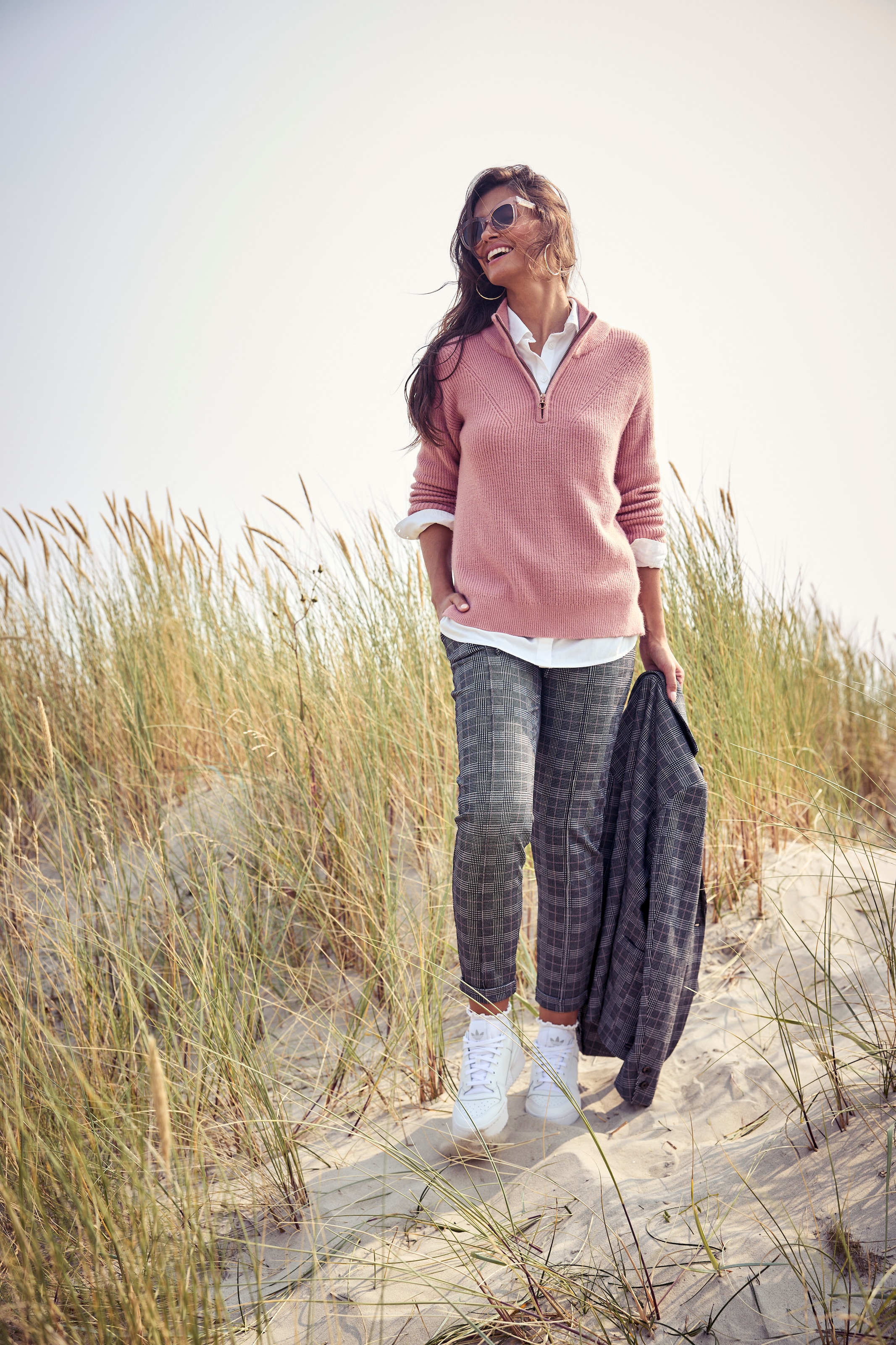 Laura Scott Kurzblazer, in trendigem Karolook