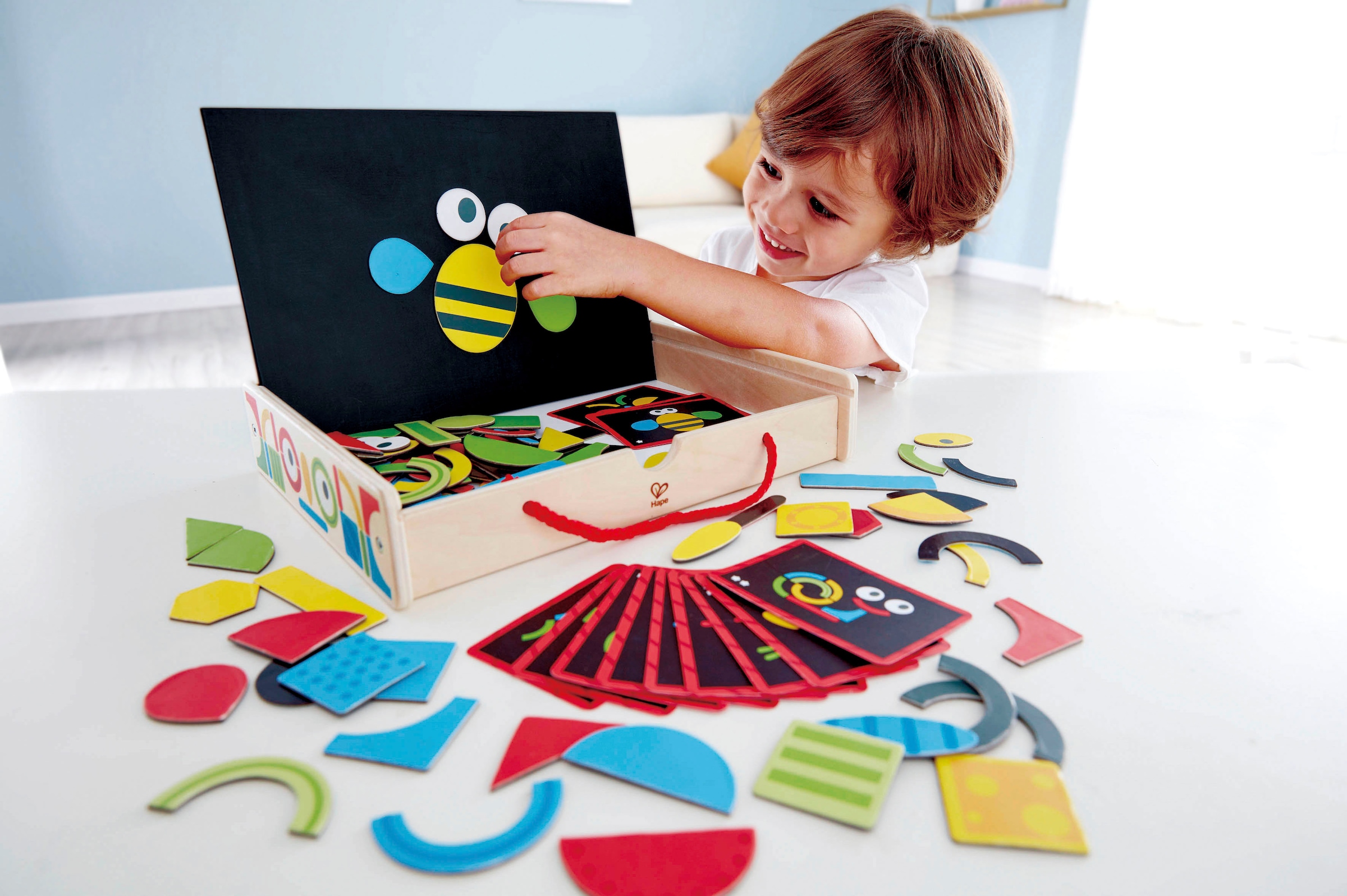 Hape Spiel »Magnetische Kunstbox«
