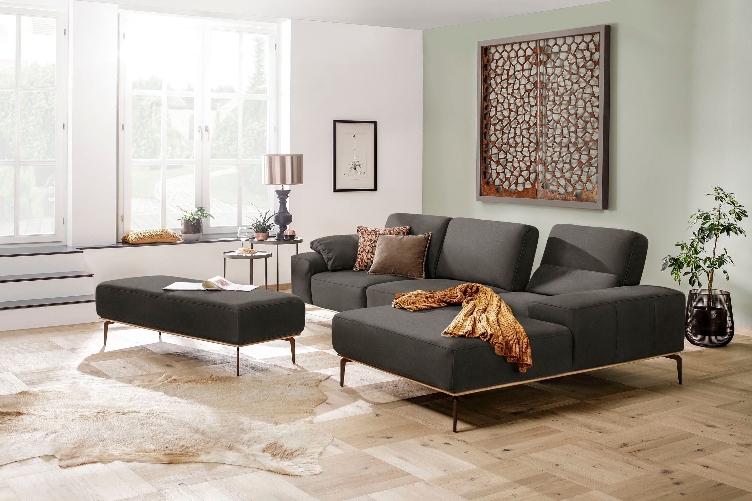 W.SCHILLIG Ecksofa »run, Designsofa mit tollem Sitzkomfort, bequem, L-Form«, mit Holzsockel, Füße in Bronze pulverbeschichtet, Breite 319 cm