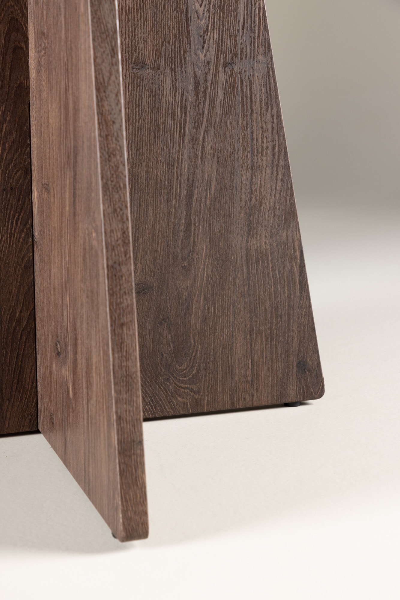 Venture Home Esstisch »Bootcut, runder Esstisch, charakterstark, Ø 110 cm« Esszimmertisch, MDF, einheitliche Lackierung, rund, modern, gesellig