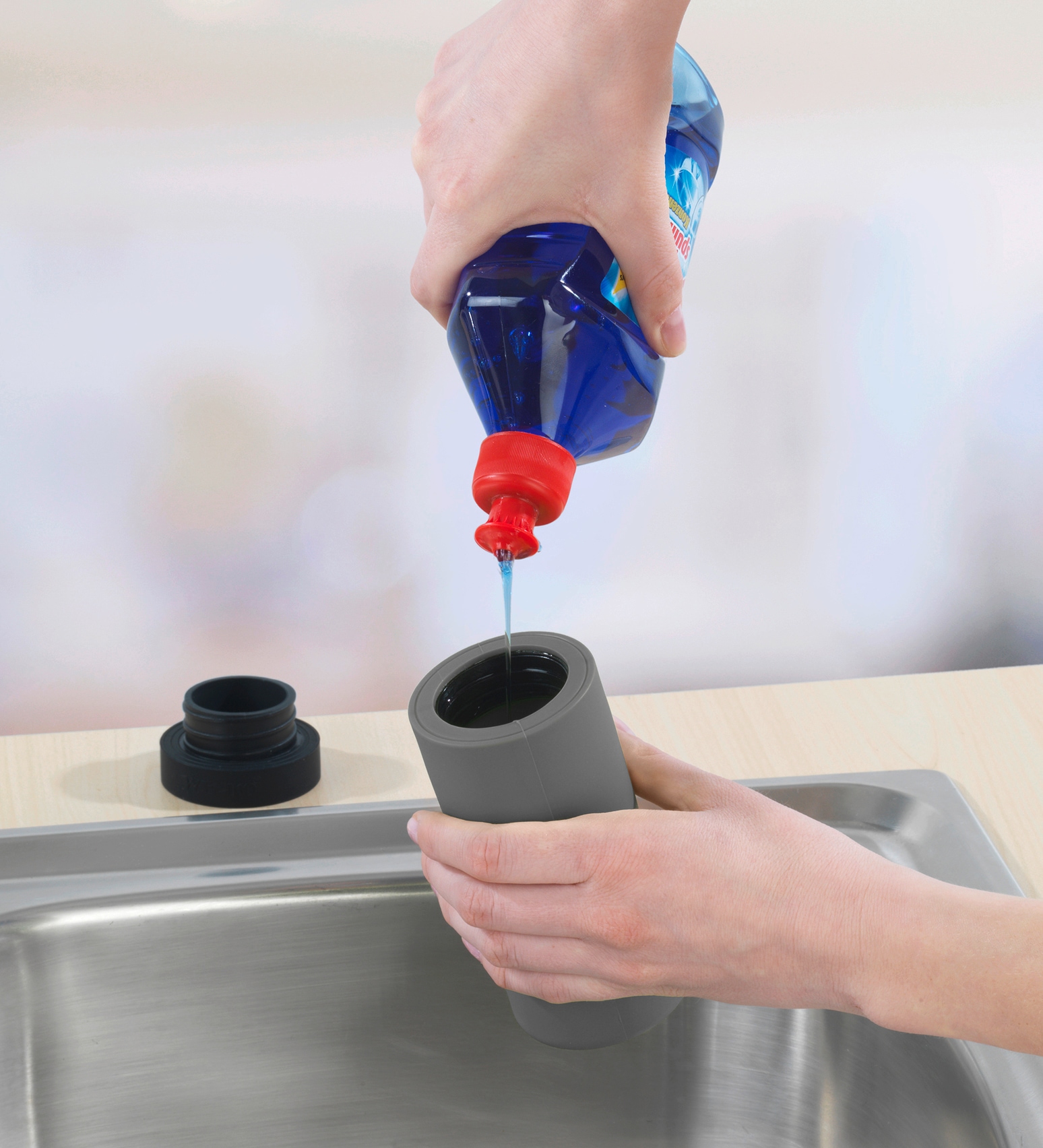 WENKO Spülmittelspender »Modell Easy Squeez-e«, nachfüllbarer Spülmittel- und Seifenspender aus Silikon, ca. 250 ml