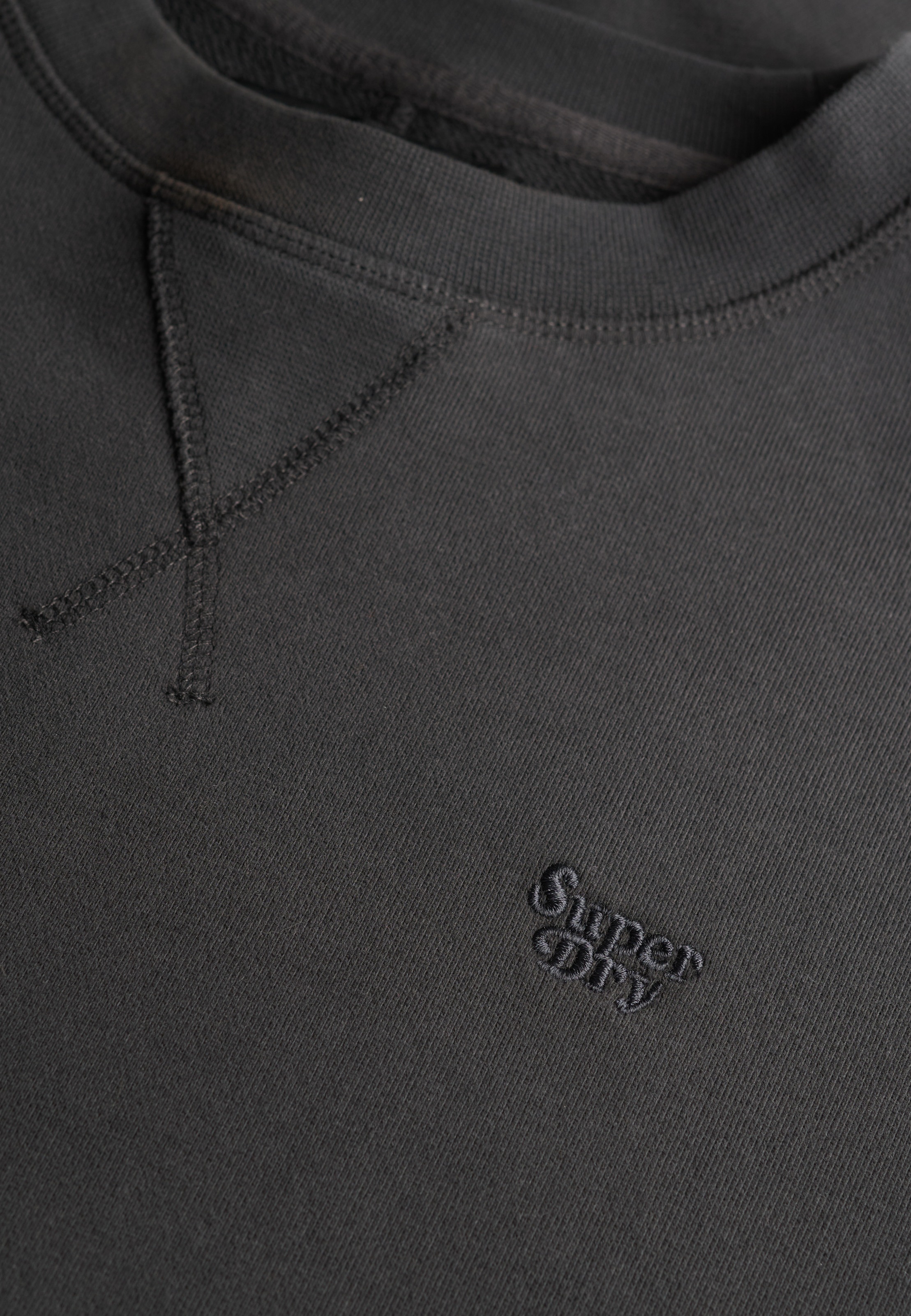 Superdry Sweatshirt »STUDIOS CREW«