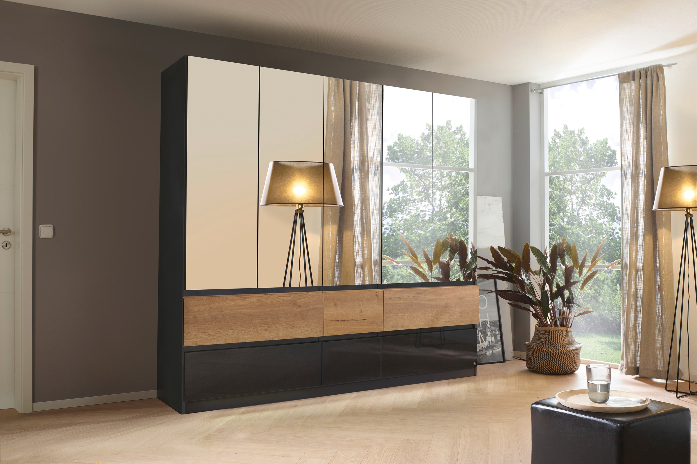 rauch Drehtürenschrank "Winnipeg" grifflose Front, Schubkästen m. Griffmuld günstig online kaufen