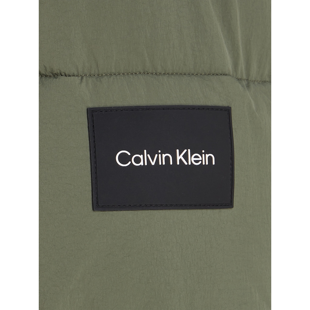 Calvin Klein Steppjacke »CRINKLE NYLON LONGLENGTH PUFFER«, mit Kapuze, mit Markenlabel