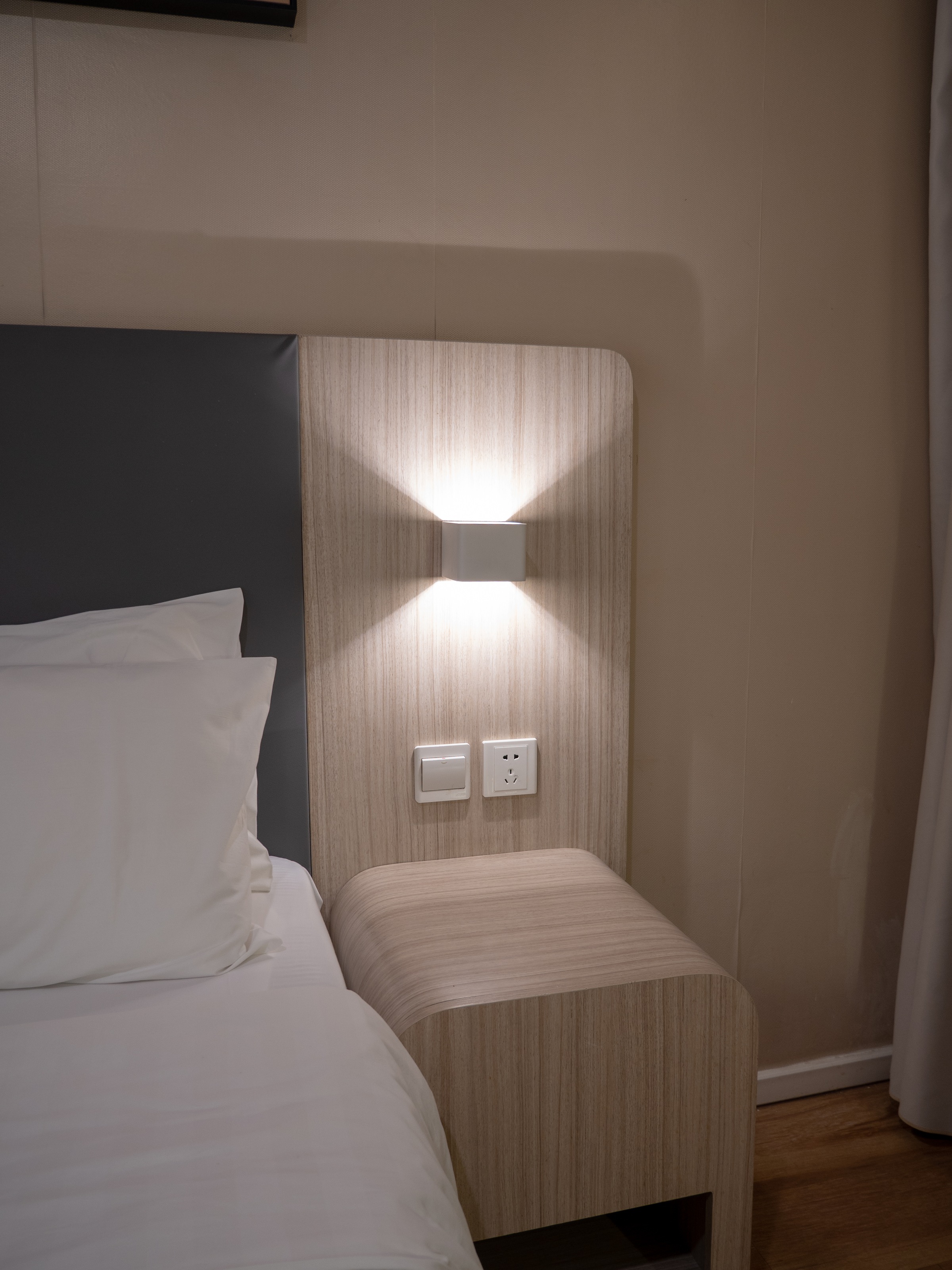 näve LED Wandleuchte »Cube«, 1 flammig, Leuchtmittel LED-Modul | LED fest integriert, Akku, magnetisch, Bewegungssensor, Memory, USB-C, Kippschalter
