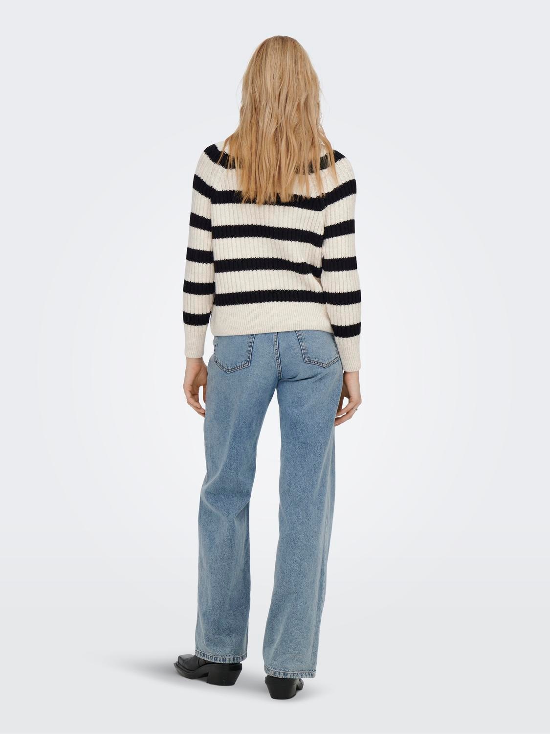 ONLY Stehkragenpullover »ONLLEISE FREYA LS ZIP HIGH NECK KNT NOOS«, mit Streifenmuster
