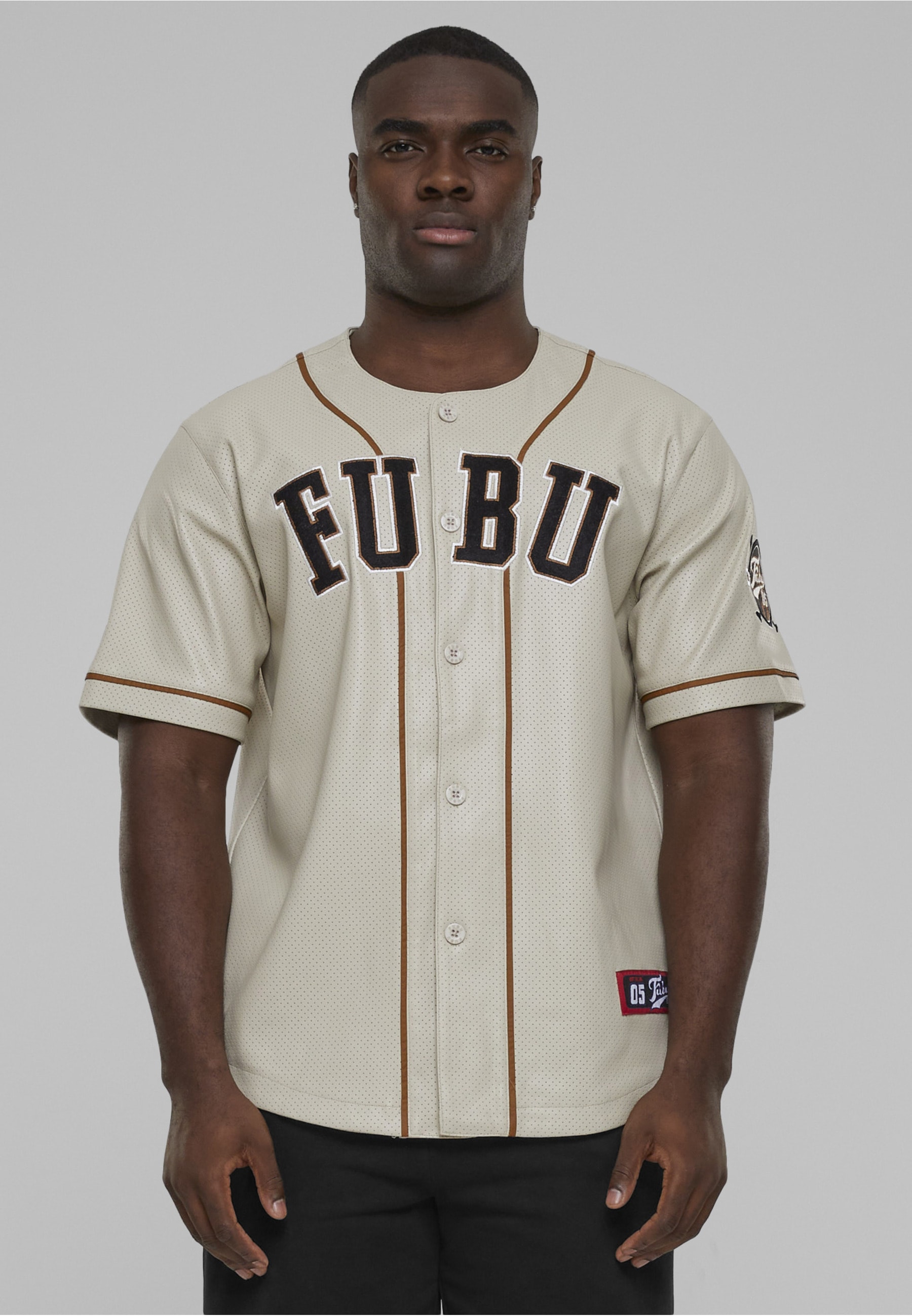Fubu T-Shirt »Fubu Herren FM233-007-1 FUBU College Leather Baseball Jersey« 1 Stk.