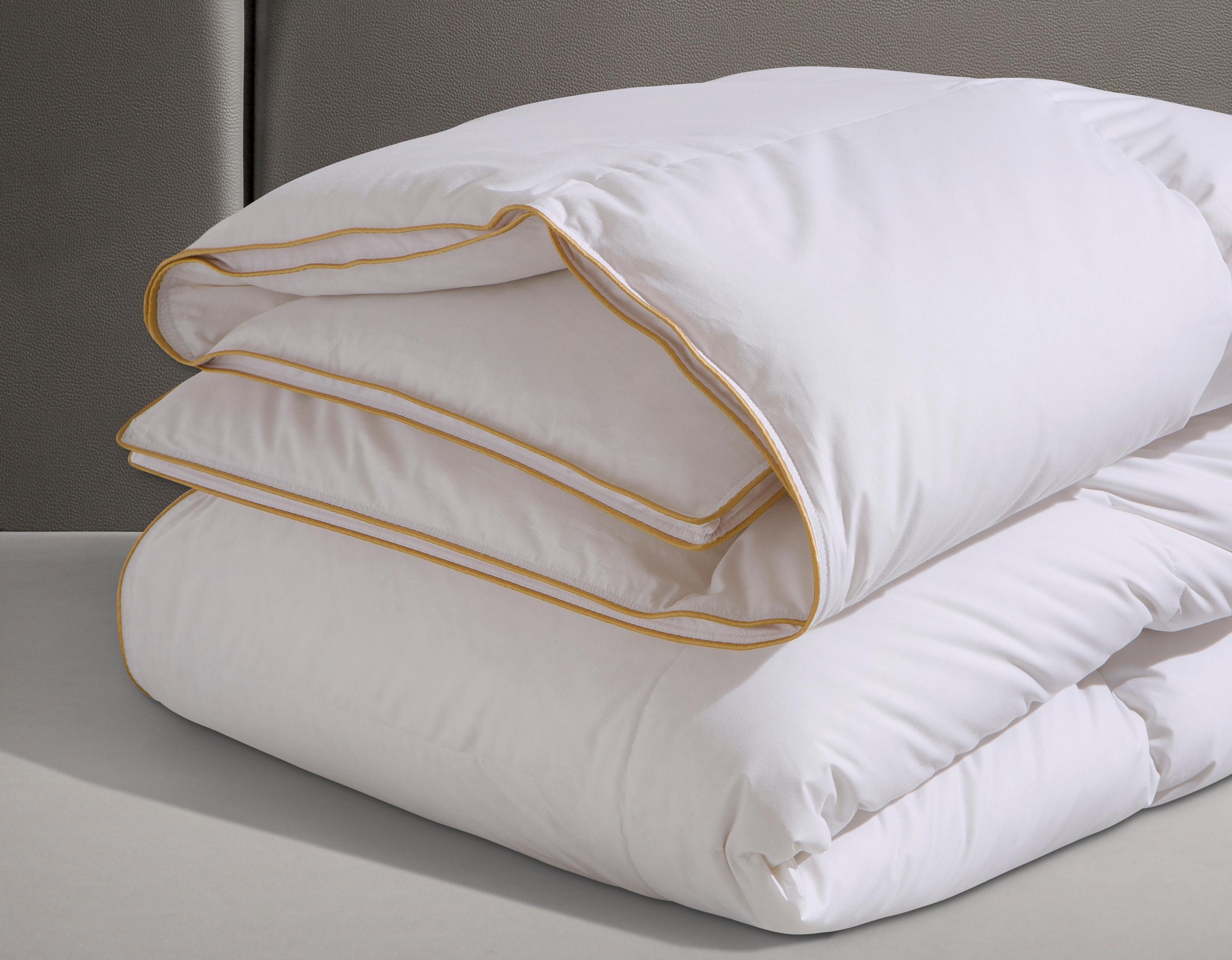 OBB Daunenbettdecke + Federkissen »Emilias«, (Spar-Set), Bettwaren-Set, 135x200 oder 155x220 cm, für Sommer oder Winter