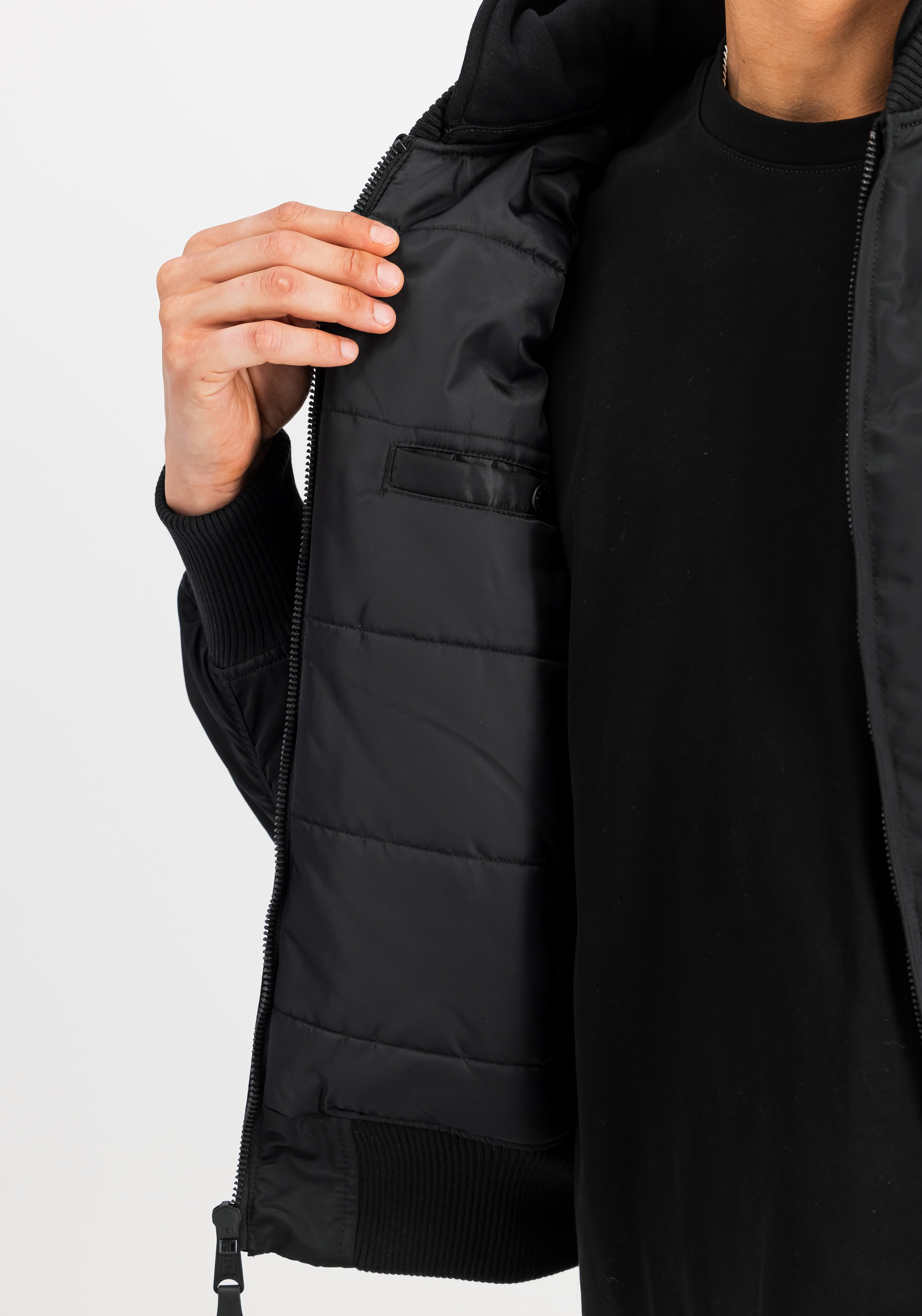 Alpha Industries Bomberjacke »MA-1 ZH Back Print« mit Kapuze Kunstfaser, slim fit
