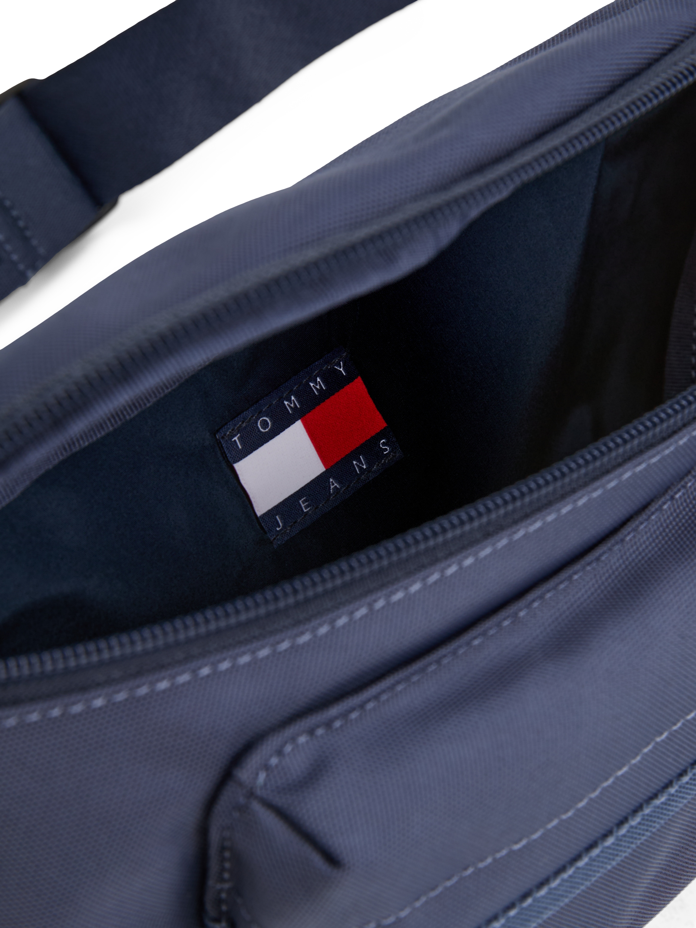 Tommy Jeans Bauchtasche »TJM ESS DAILY BUMBAG«, Men Crossbody, Minibag mit zwei Reißverschlusstaschen