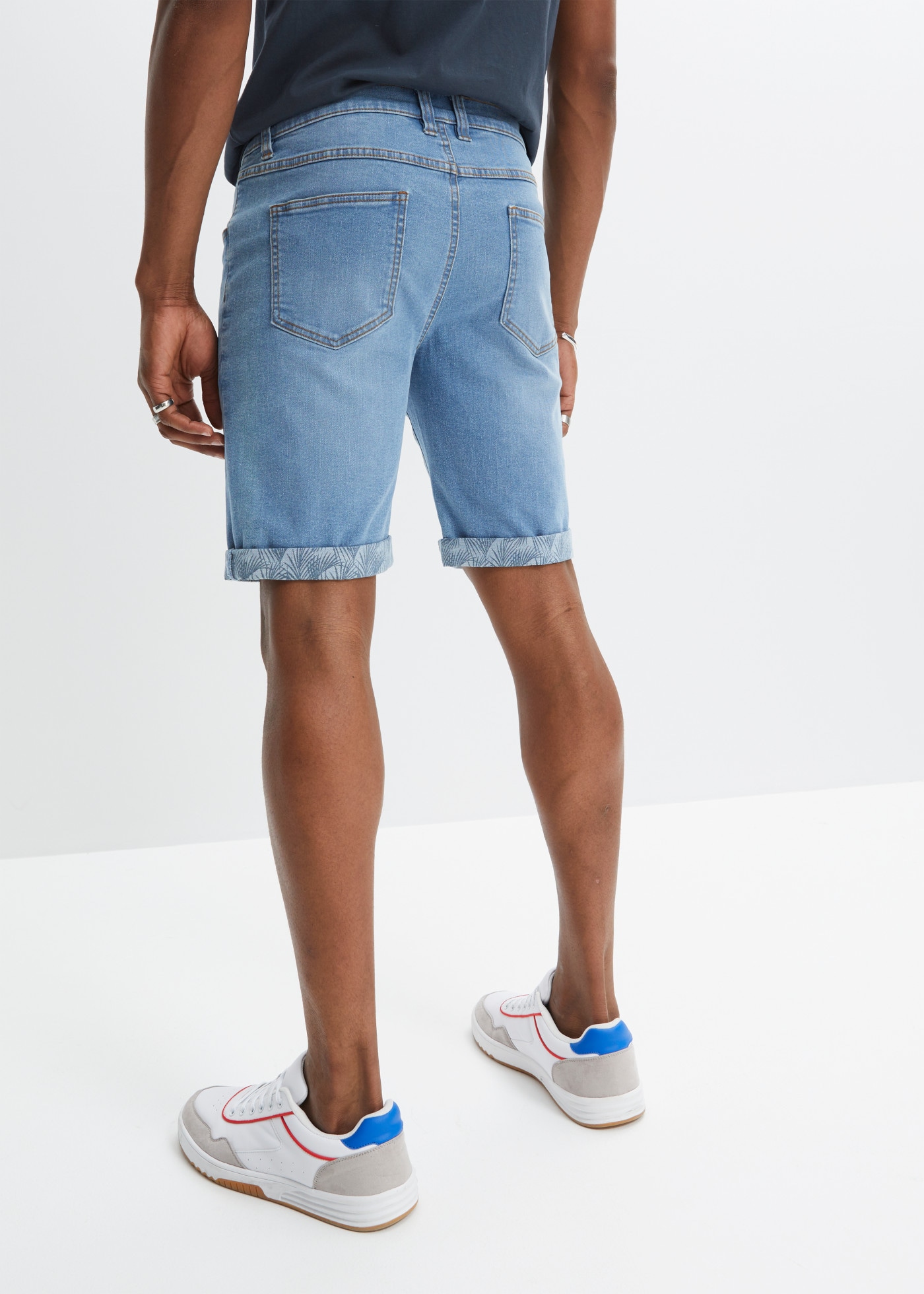 bonprix Bermudas  aus Baumwolle und Elasthan, mit Stretch-Material, reguläre Passform
