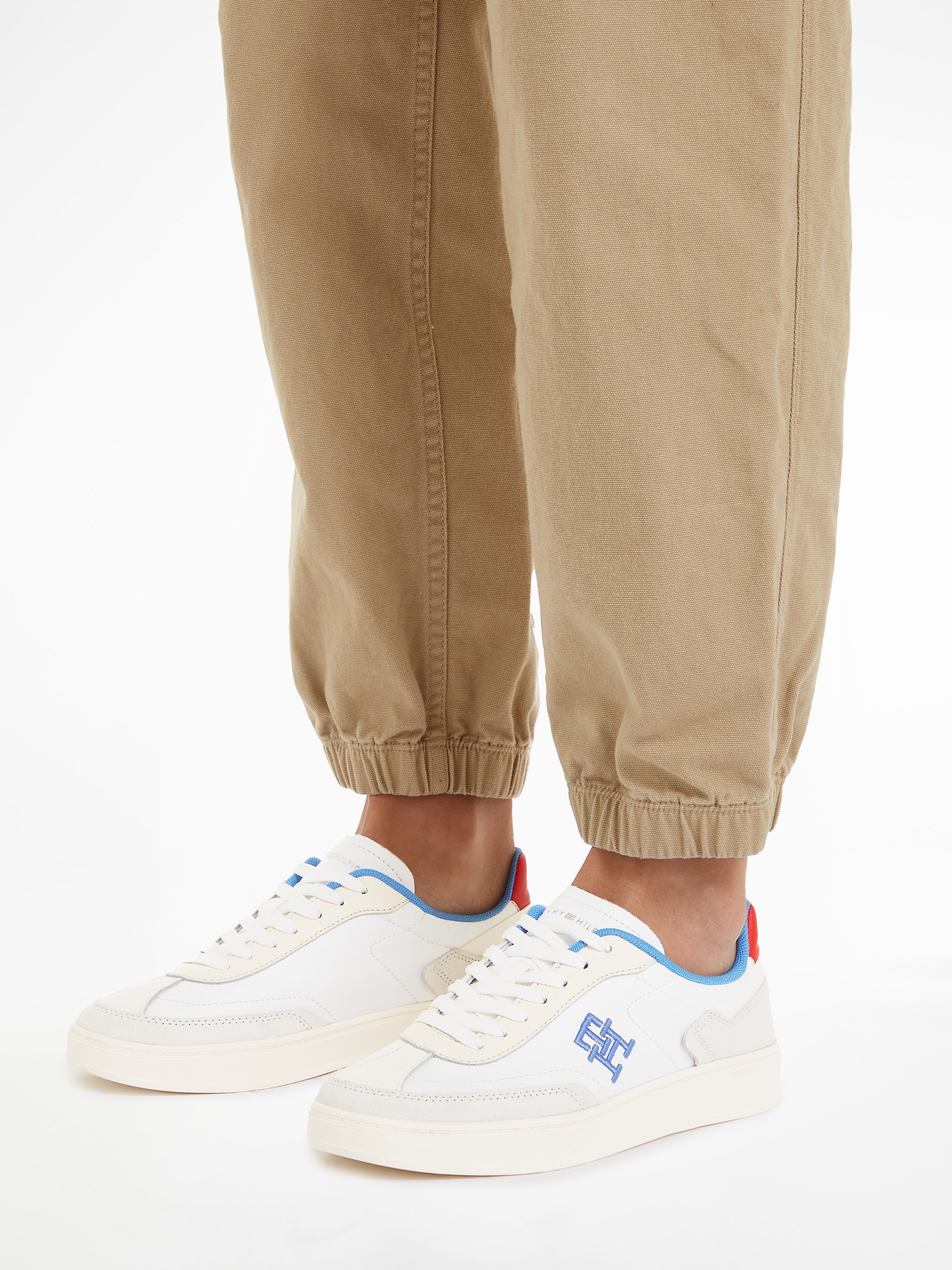 Tommy Hilfiger Plateausneaker »TH HERITAGE COURT SNEAKER«, mit TH-Logostickerei, Freizeitschuh, Halbschuh, Schnürschuh