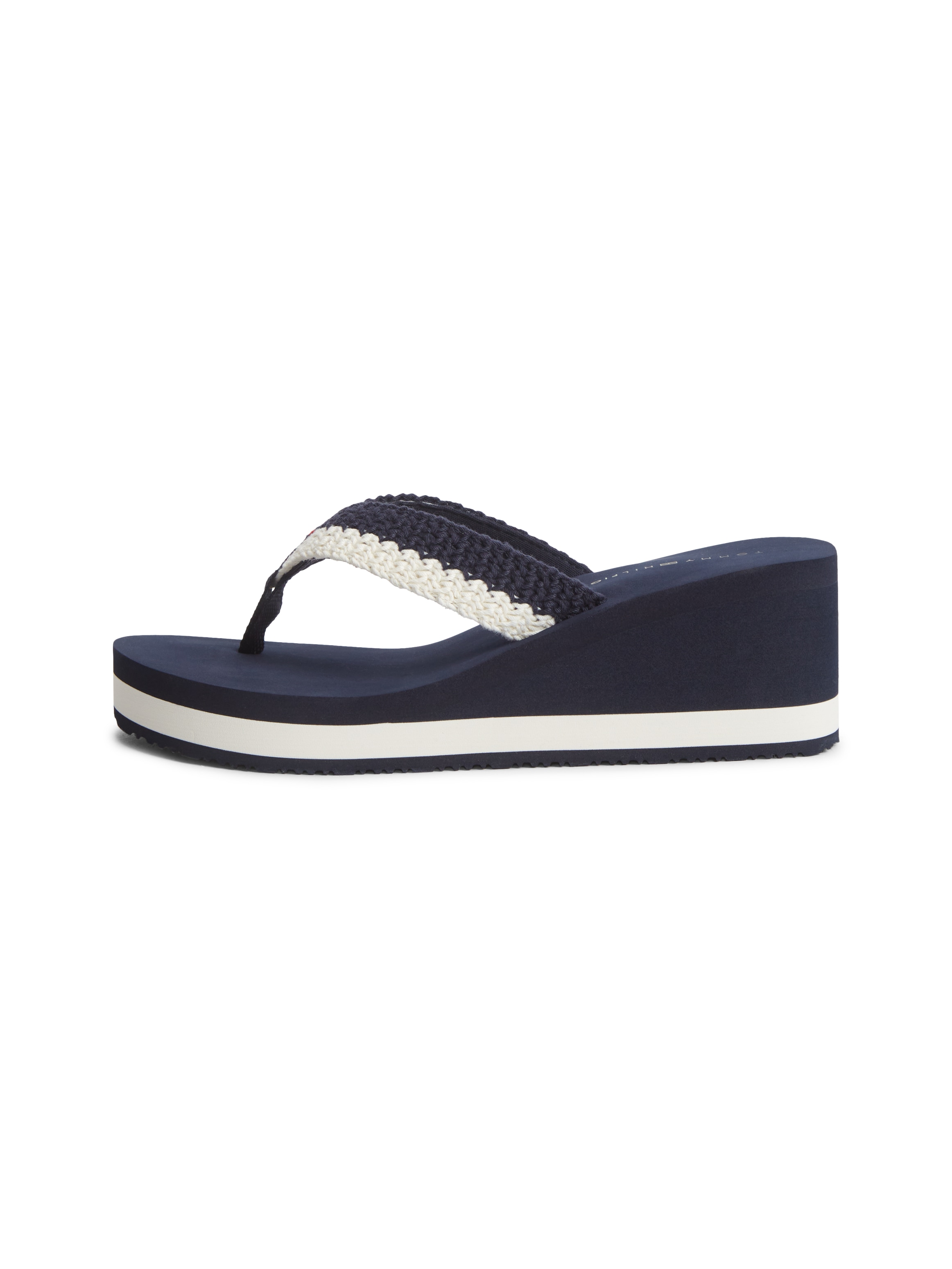 Tommy Hilfiger Dianette »TH WEDGE CROCHET SUMMER SANDAL«  Sommerschuh, Zehentrenner in sommerlicher Häkeloptik