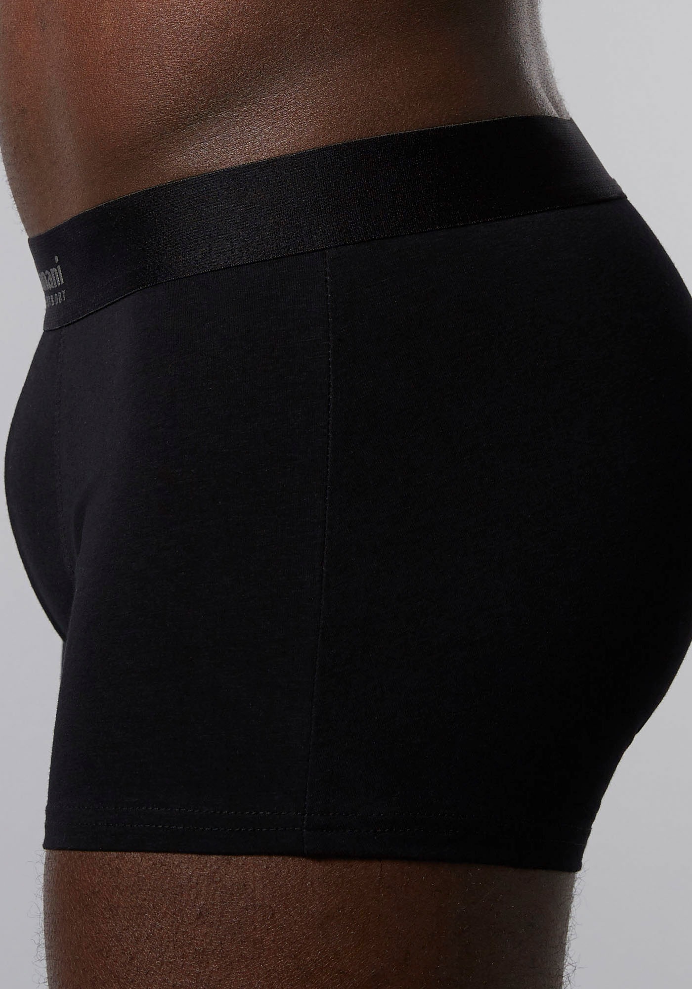 Bruno Banani Boxershorts »Short 3Pack Energy Cotton«, (3er Pack), mit Schriftzug am Bund