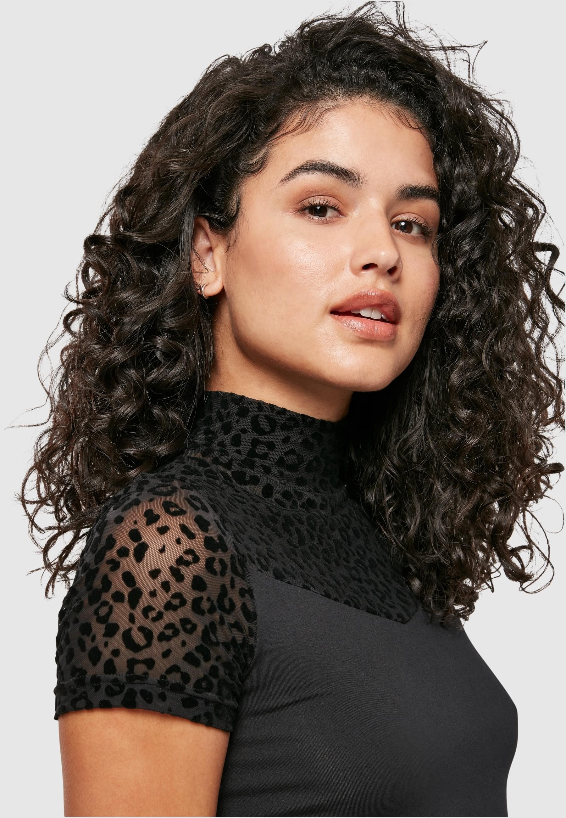 URBAN CLASSICS T-Shirt »Urban Classics Damen Ladies Flock Lace Turtleneck Tee« 1 Stk.
