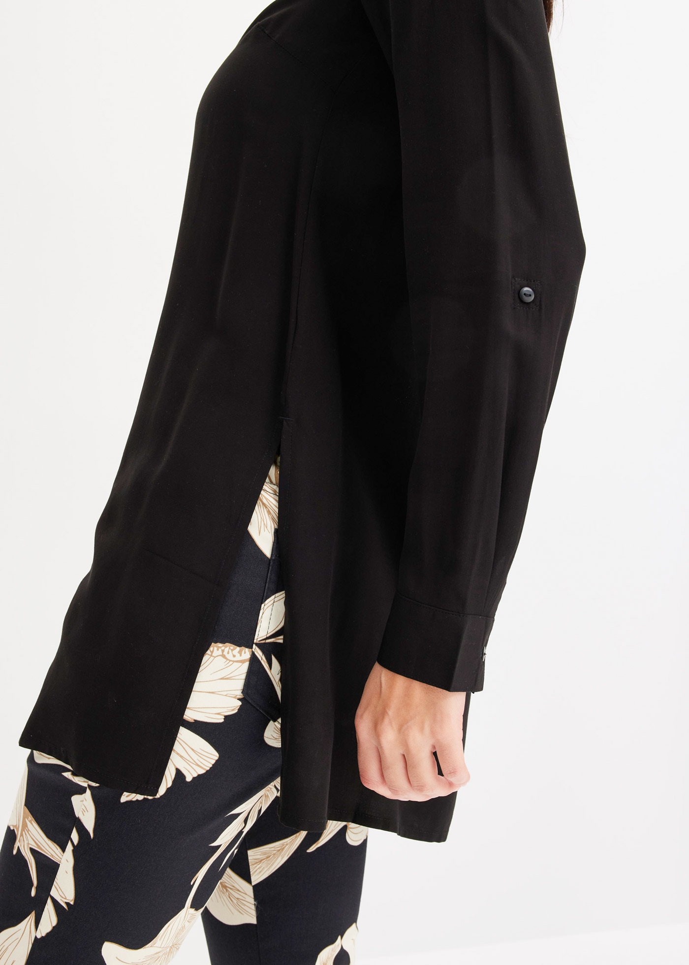 bonprix Longbluse gerade Passform, mit langem Arm, aus Viskose, mit Stehkragen